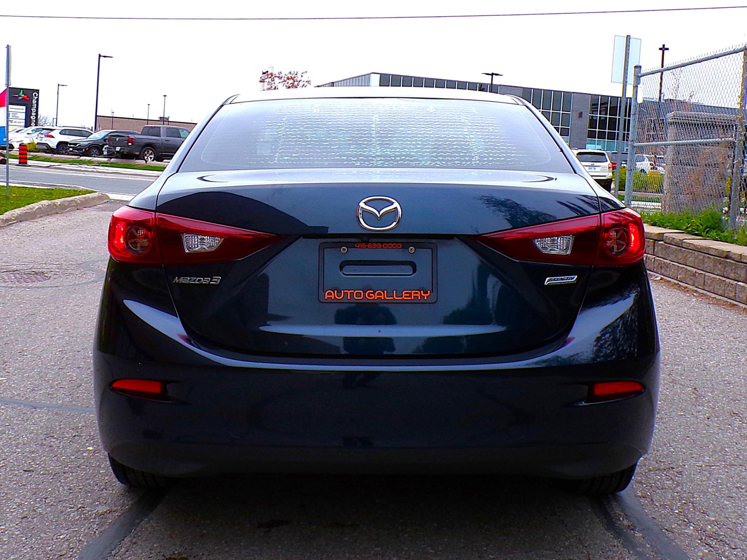 /autogallery/2018-Mazda-Mazda3-912650498938453.jpg