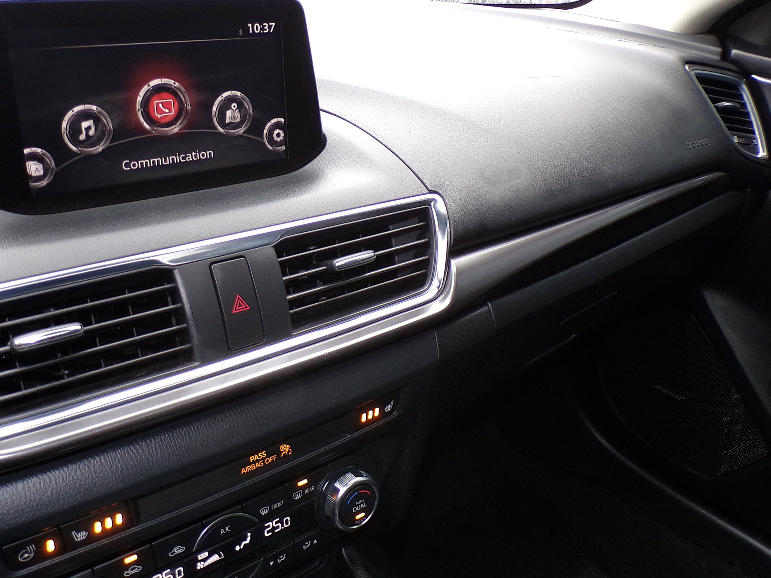 /autogallery/2018-Mazda-Mazda3Sport-19953279870893015.jpg