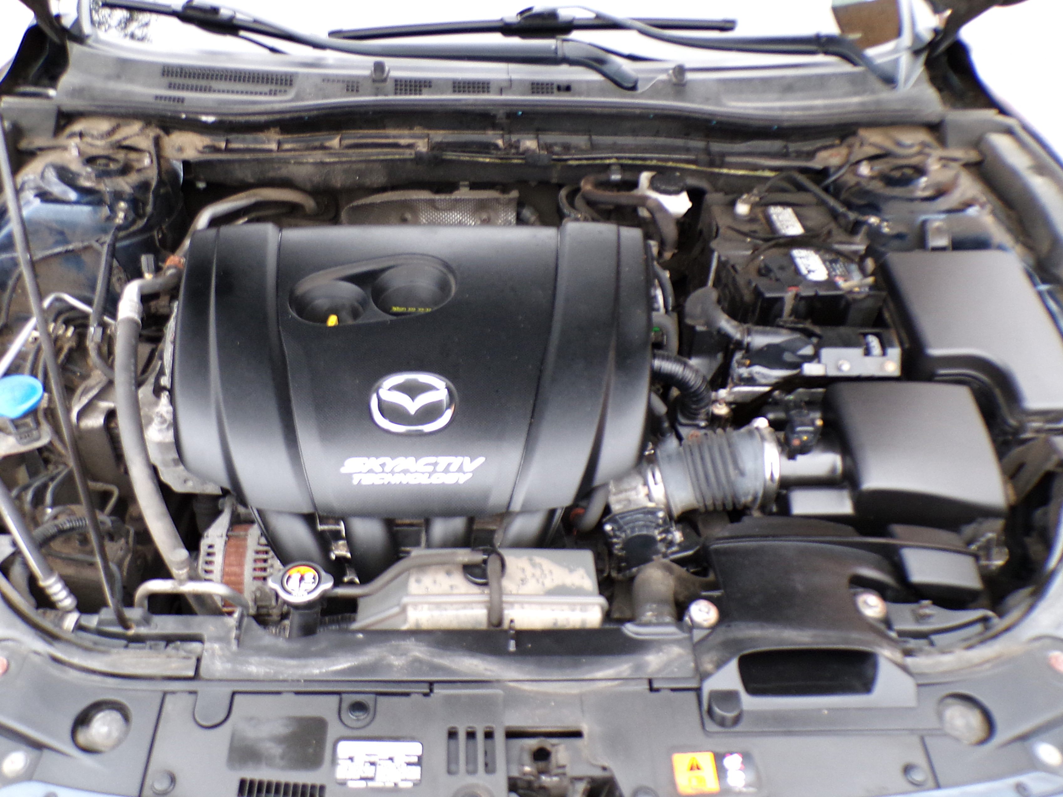 /autogallery/2018-Mazda-Mazda3Sport-32440445038490084.jpg