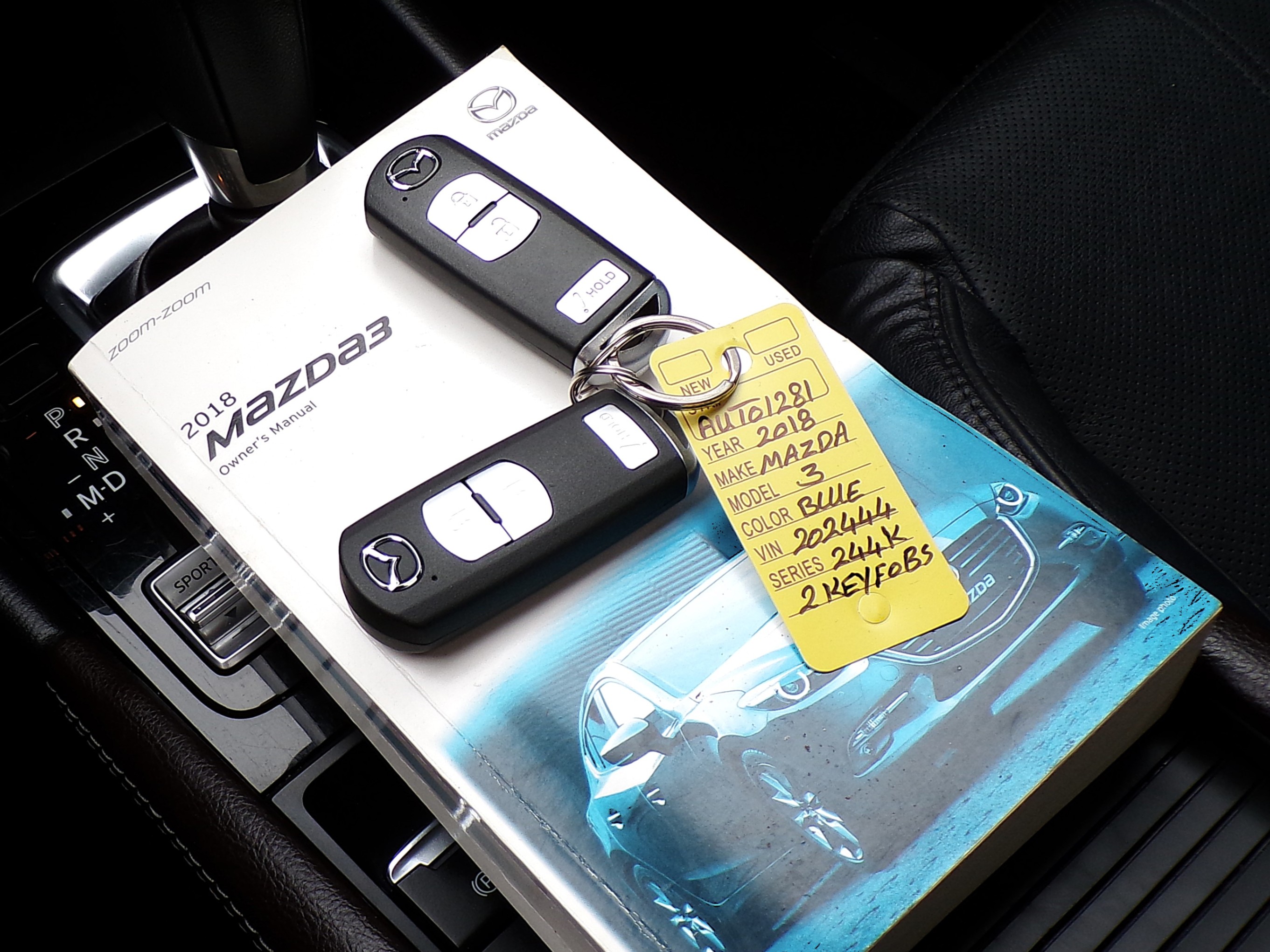 /autogallery/2018-Mazda-Mazda3Sport-7045571957228274.jpg