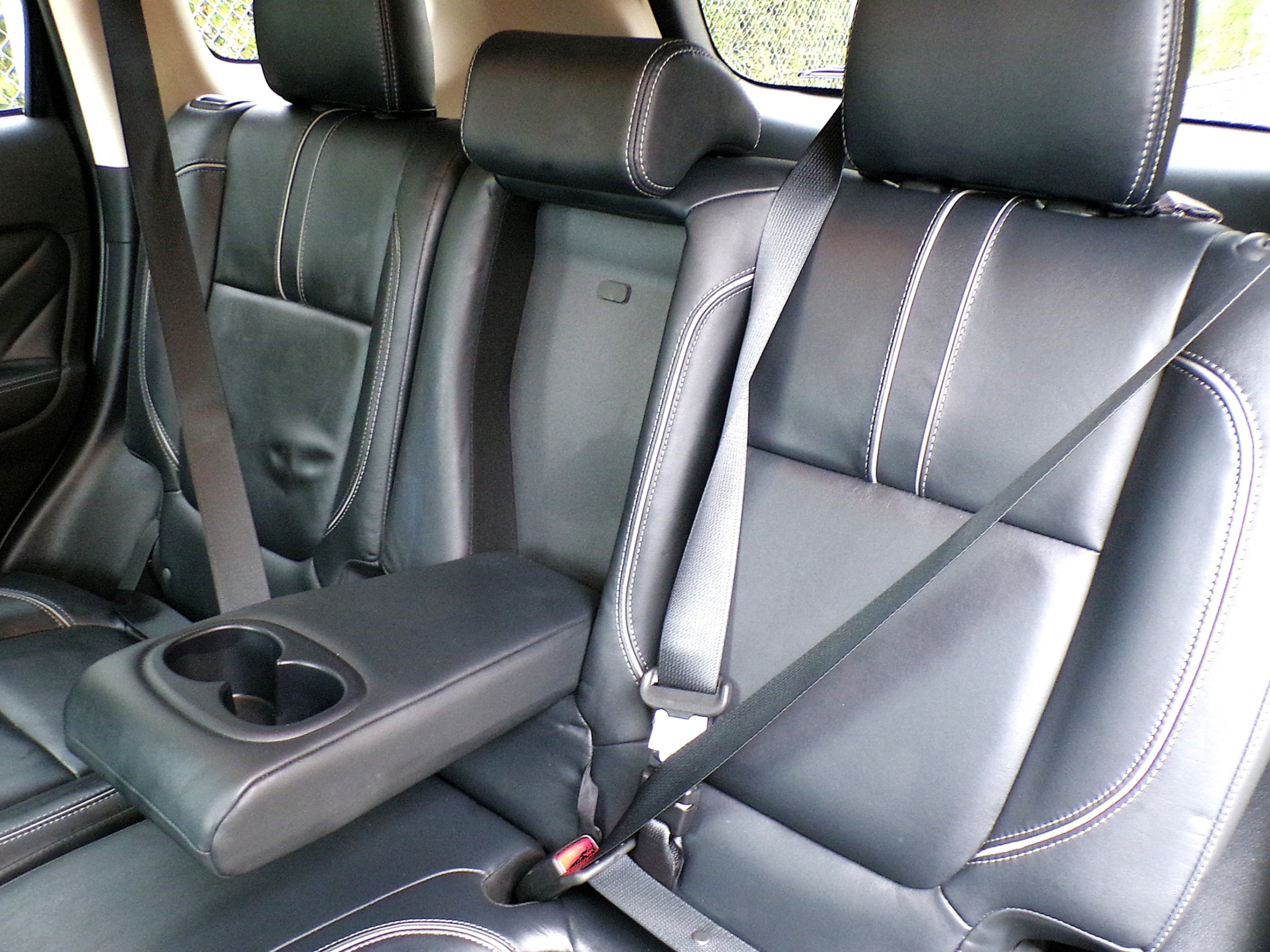 /autogallery/2018-Mitsubishi-OutlanderPHEV-12016579514860615.jpg