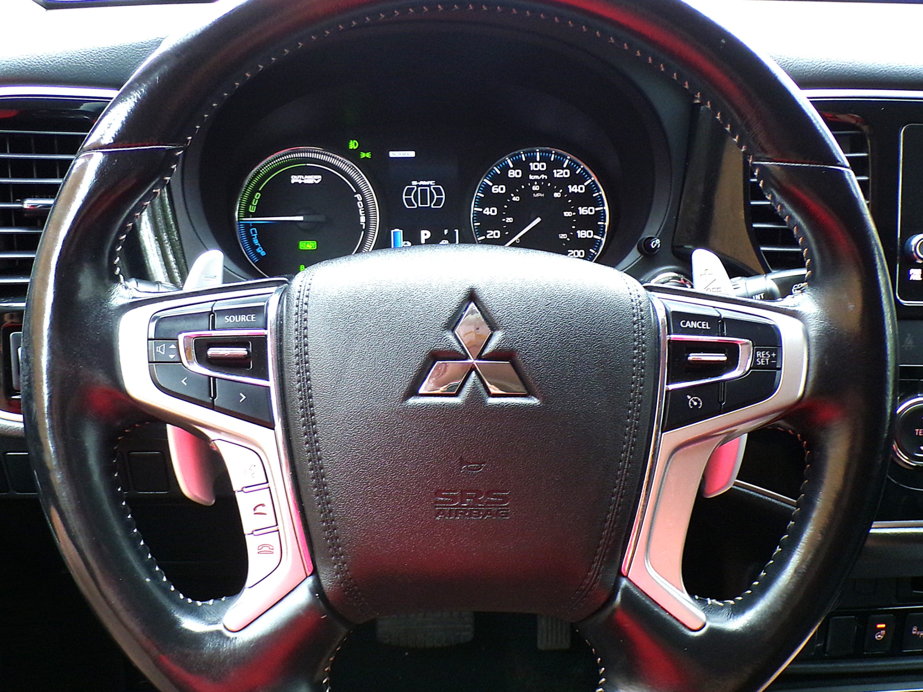 /autogallery/2018-Mitsubishi-OutlanderPHEV-3533408490019372.jpg