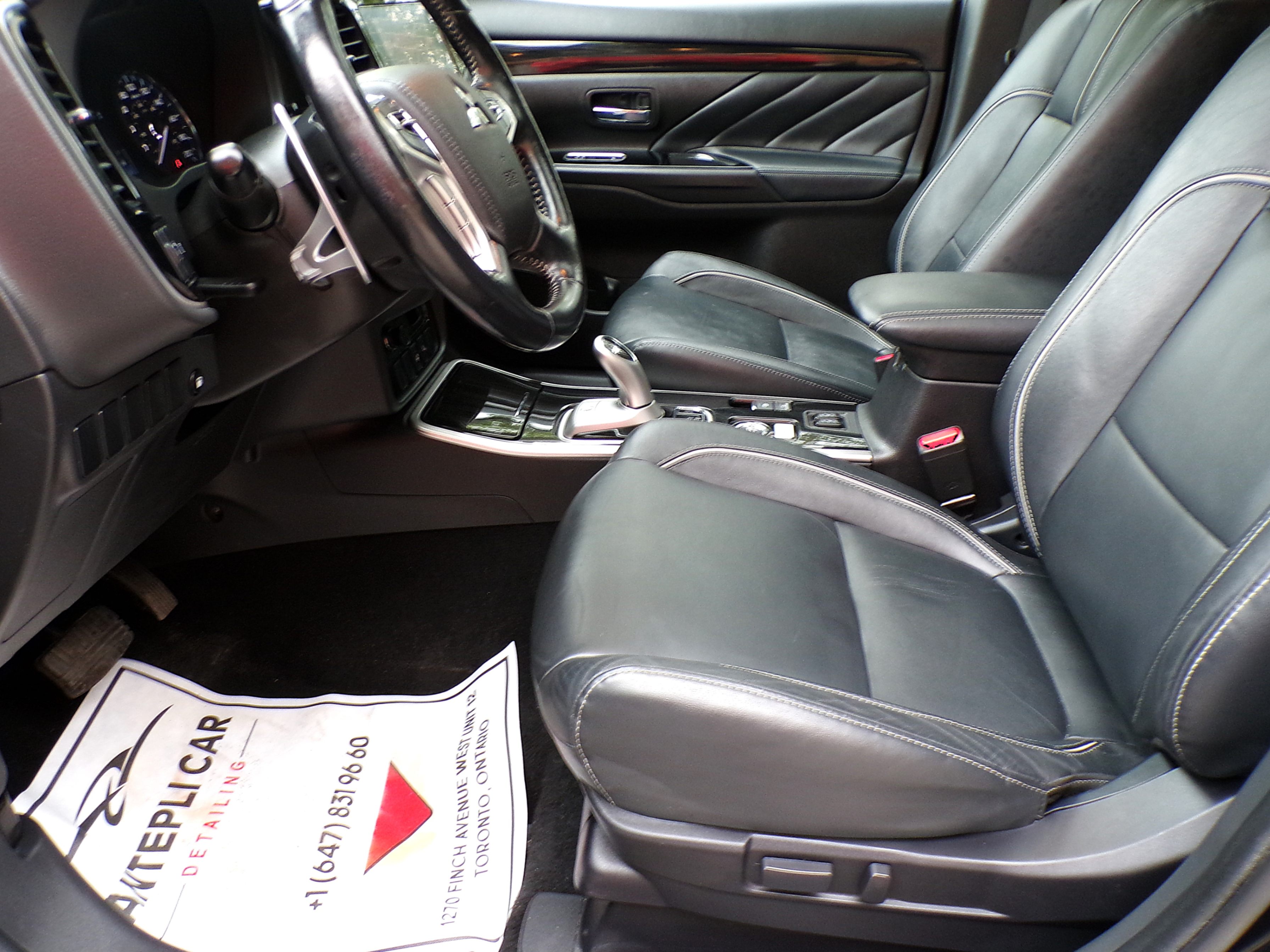 /autogallery/2018-Mitsubishi-OutlanderPHEV-6327464001536367.jpg