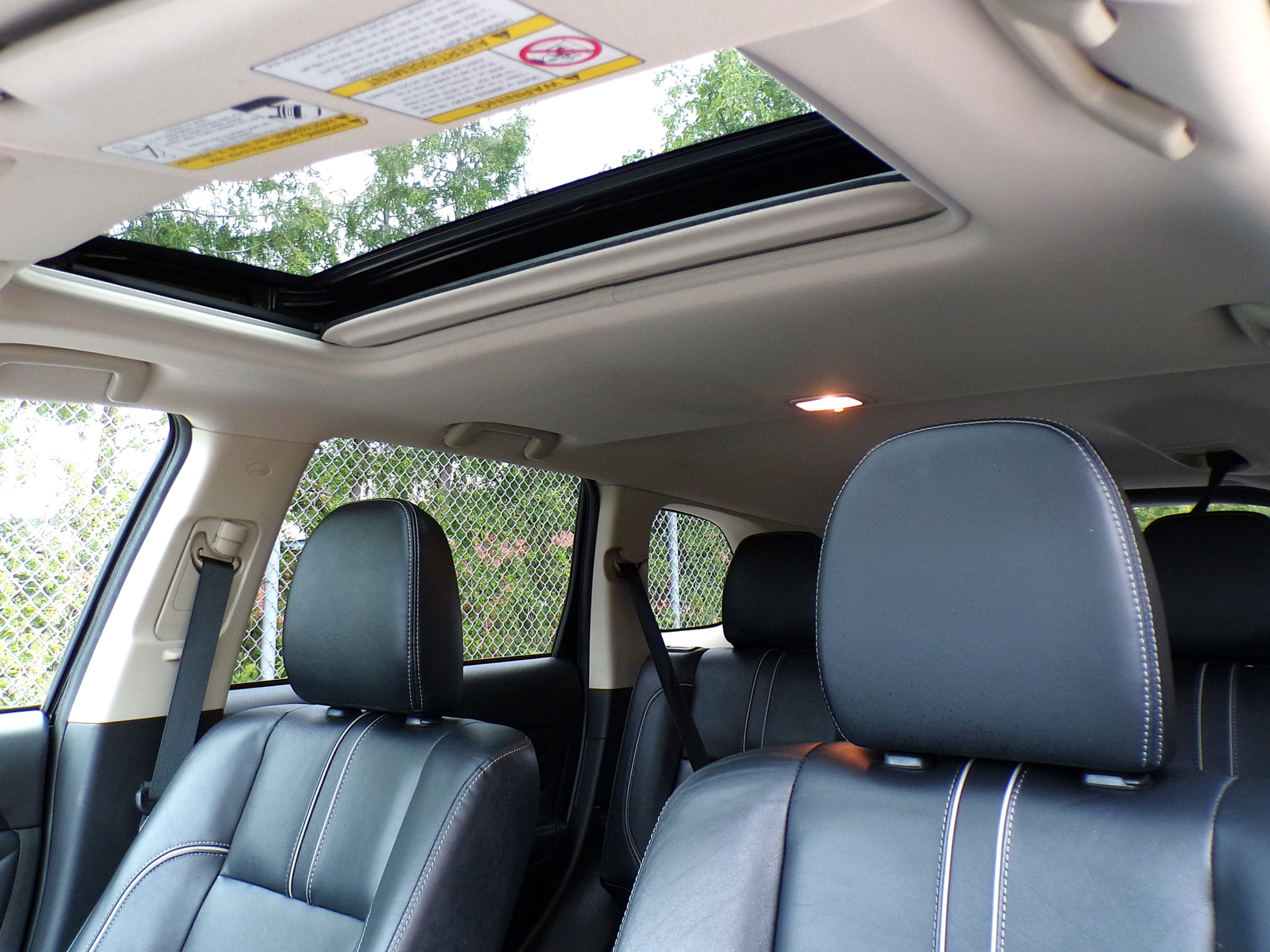 /autogallery/2018-Mitsubishi-OutlanderPHEV-8643240606817919.jpg