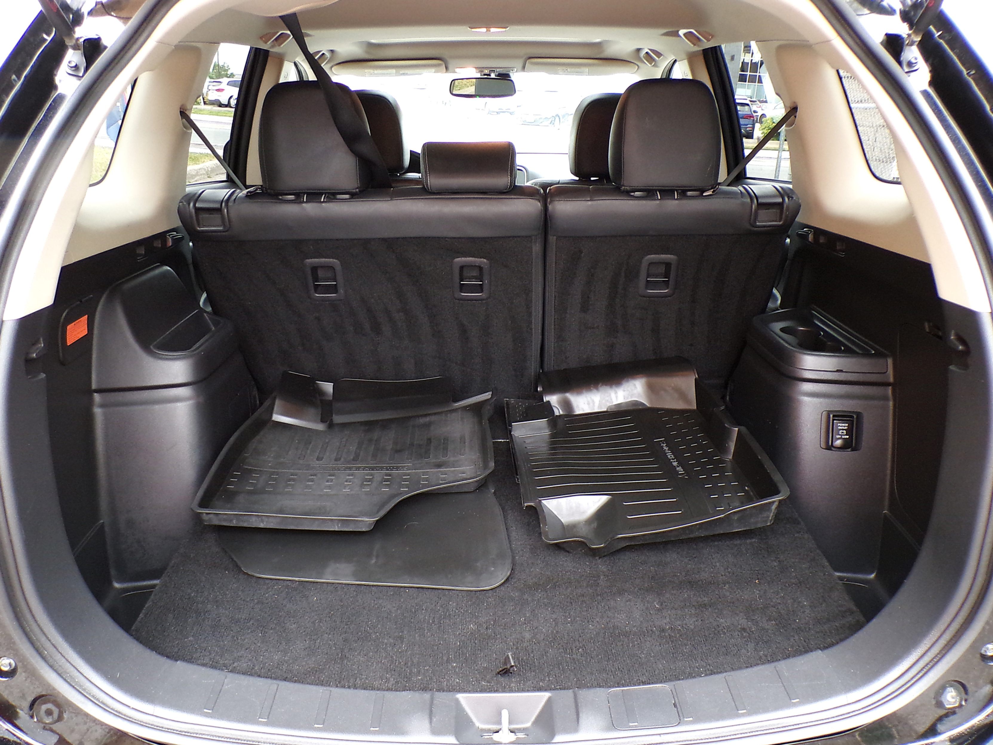 /autogallery/2018-Mitsubishi-OutlanderPHEV-9962961284125509.jpg