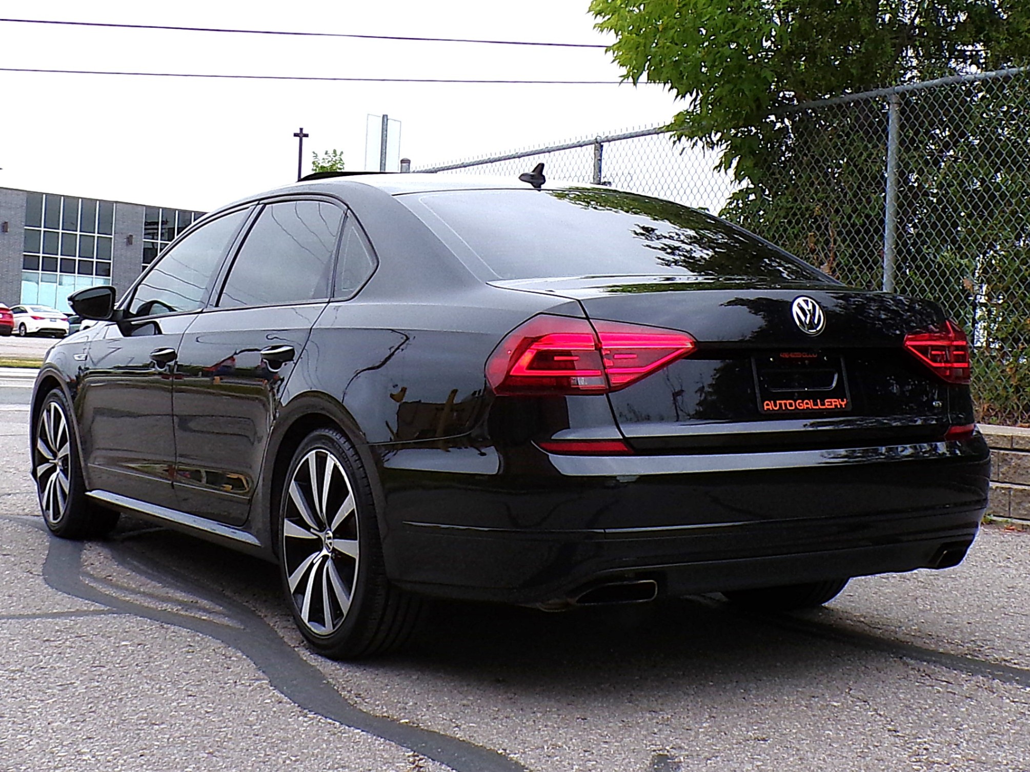 /autogallery/2018-Volkswagen-Passat-7364831603493467.jpg
