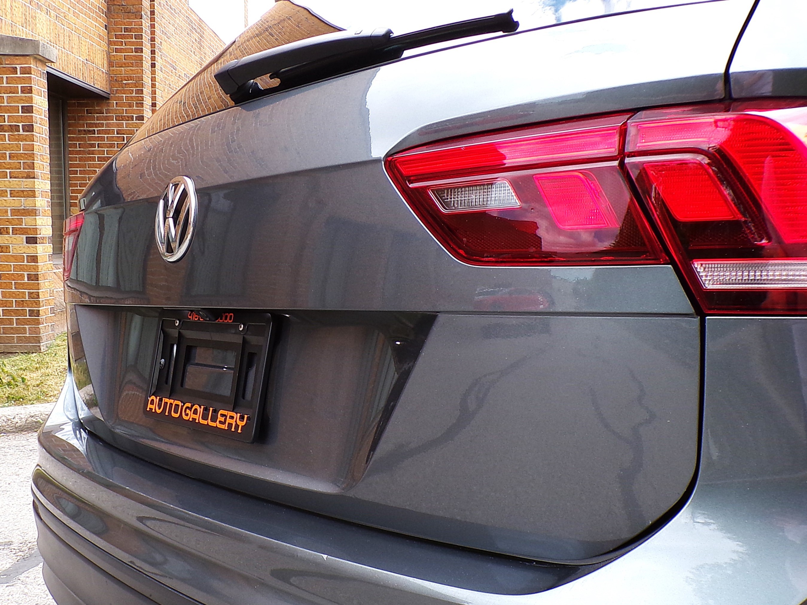 /autogallery/2018-Volkswagen-Tiguan-539746770432795.jpg