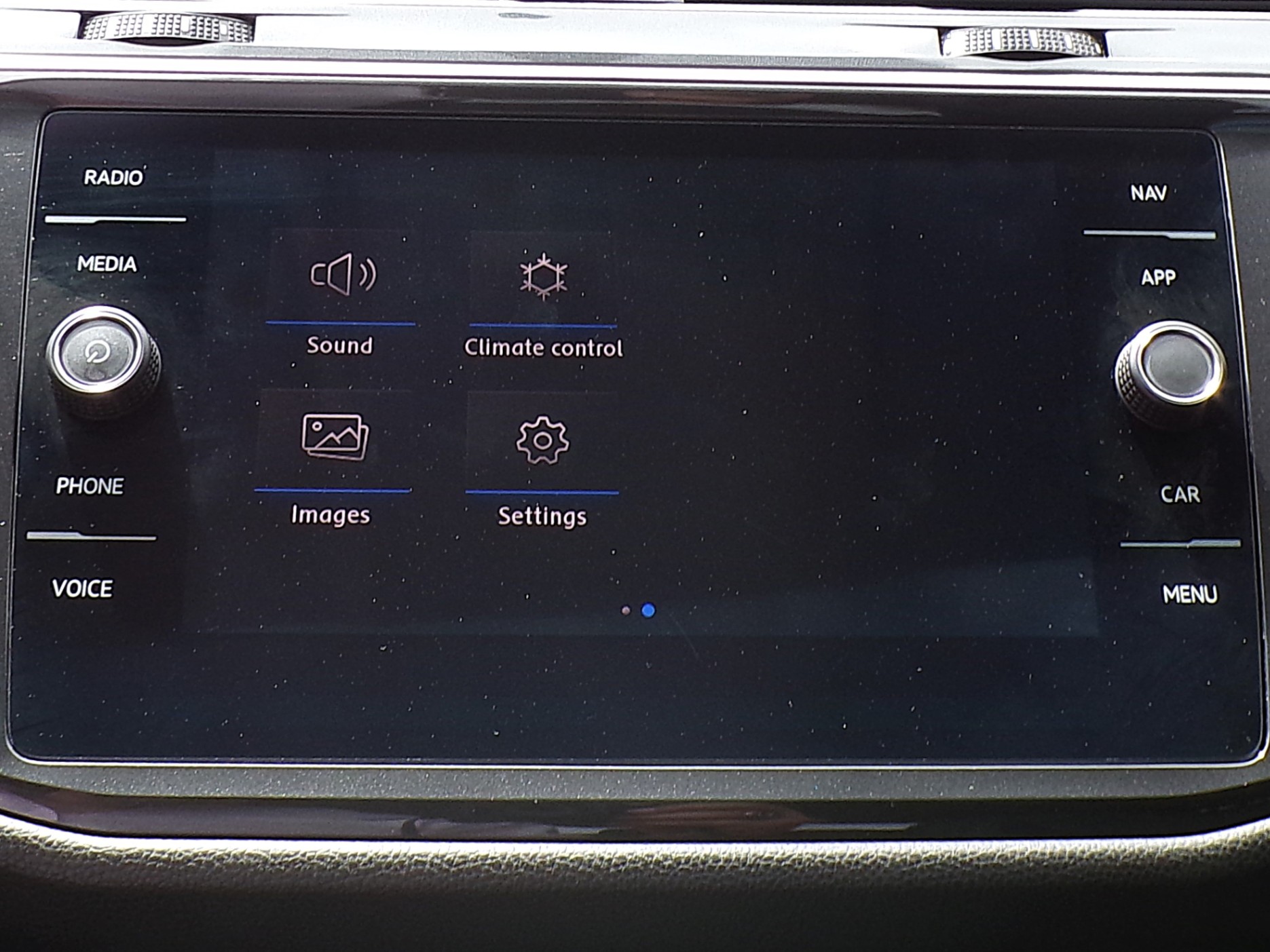 /autogallery/2018-Volkswagen-Tiguan-8220543901513853.jpg