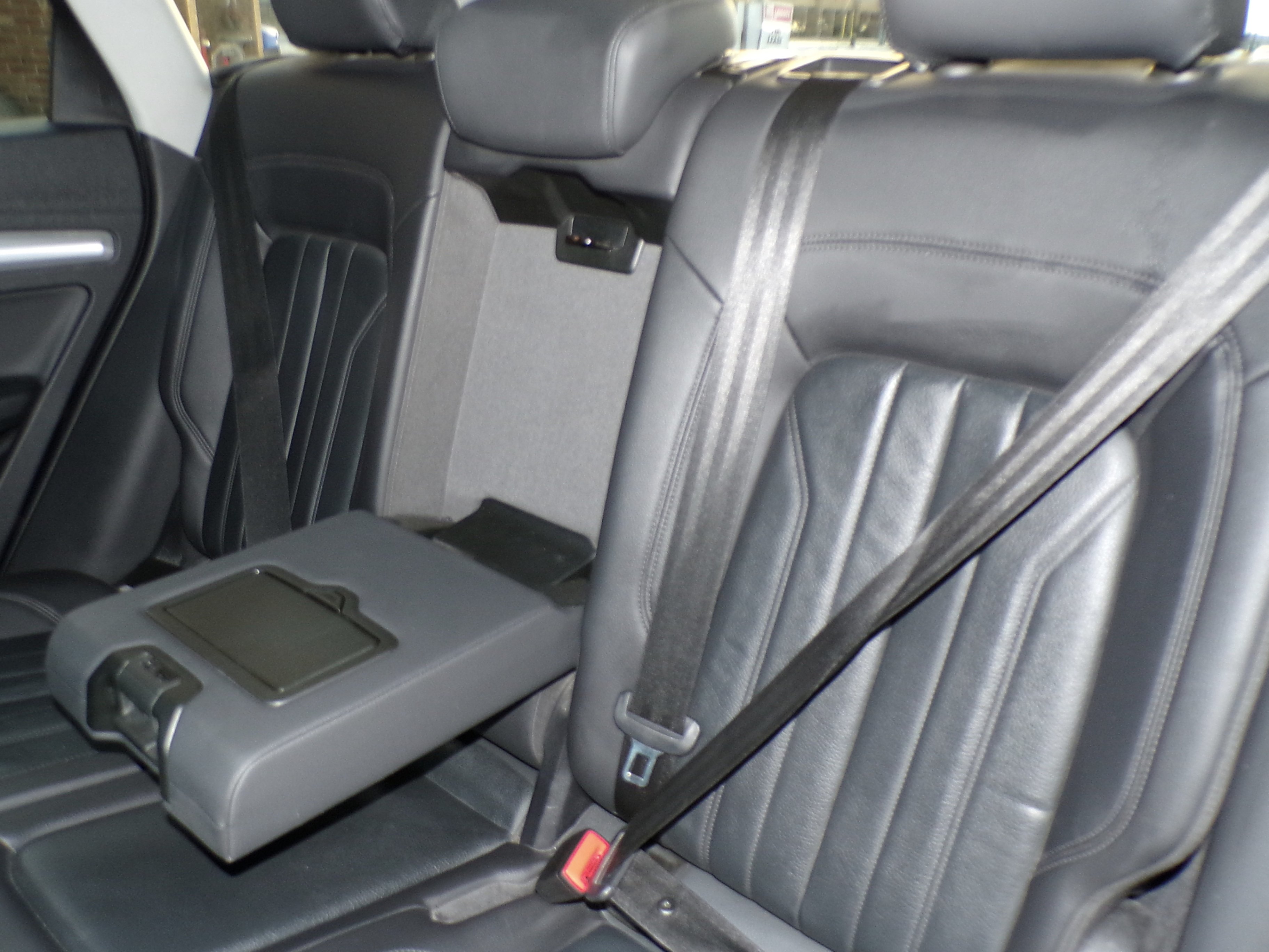 /autogallery/2019-Audi-Q5-1947923395647475.jpg