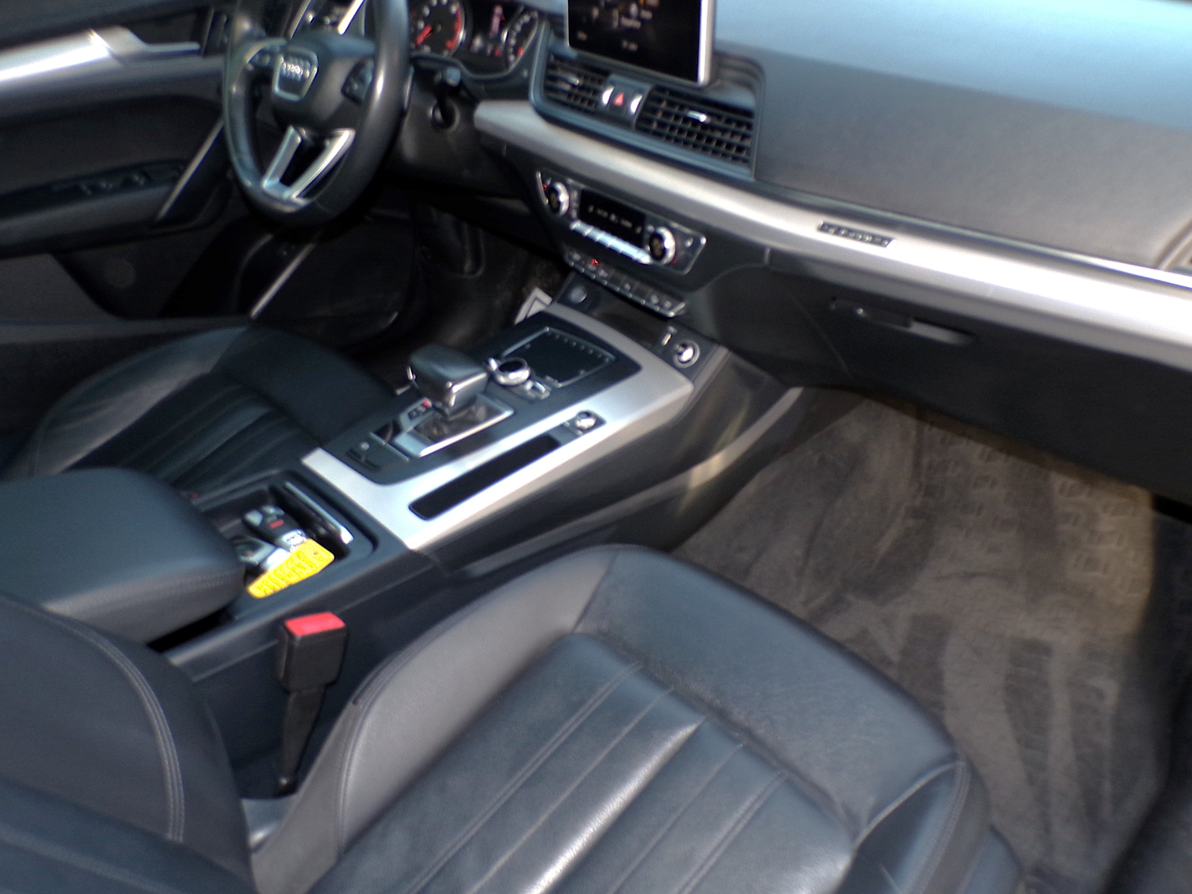/autogallery/2019-Audi-Q5-3159917737223923.jpg