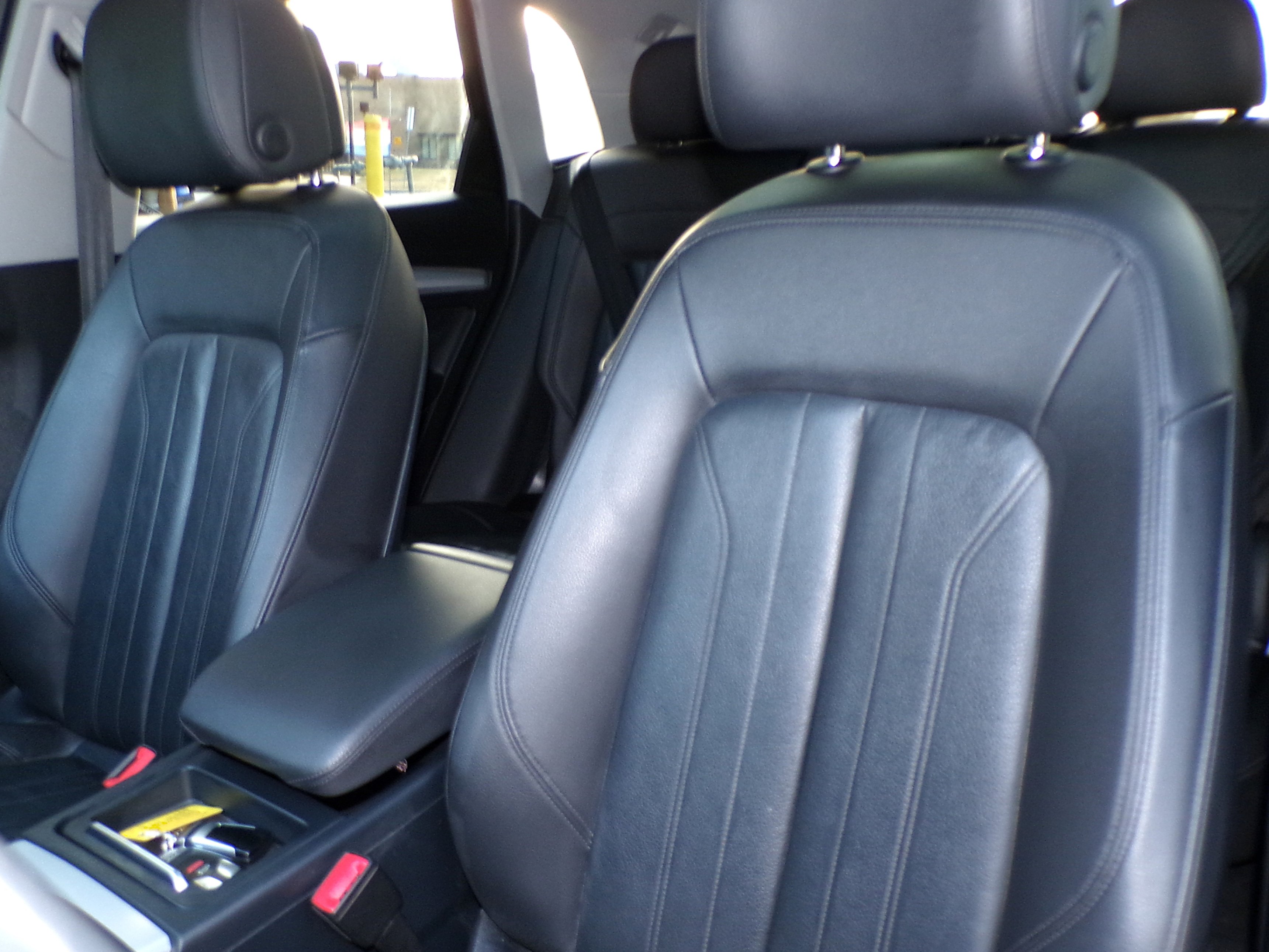 /autogallery/2019-Audi-Q5-537969333844345.jpg