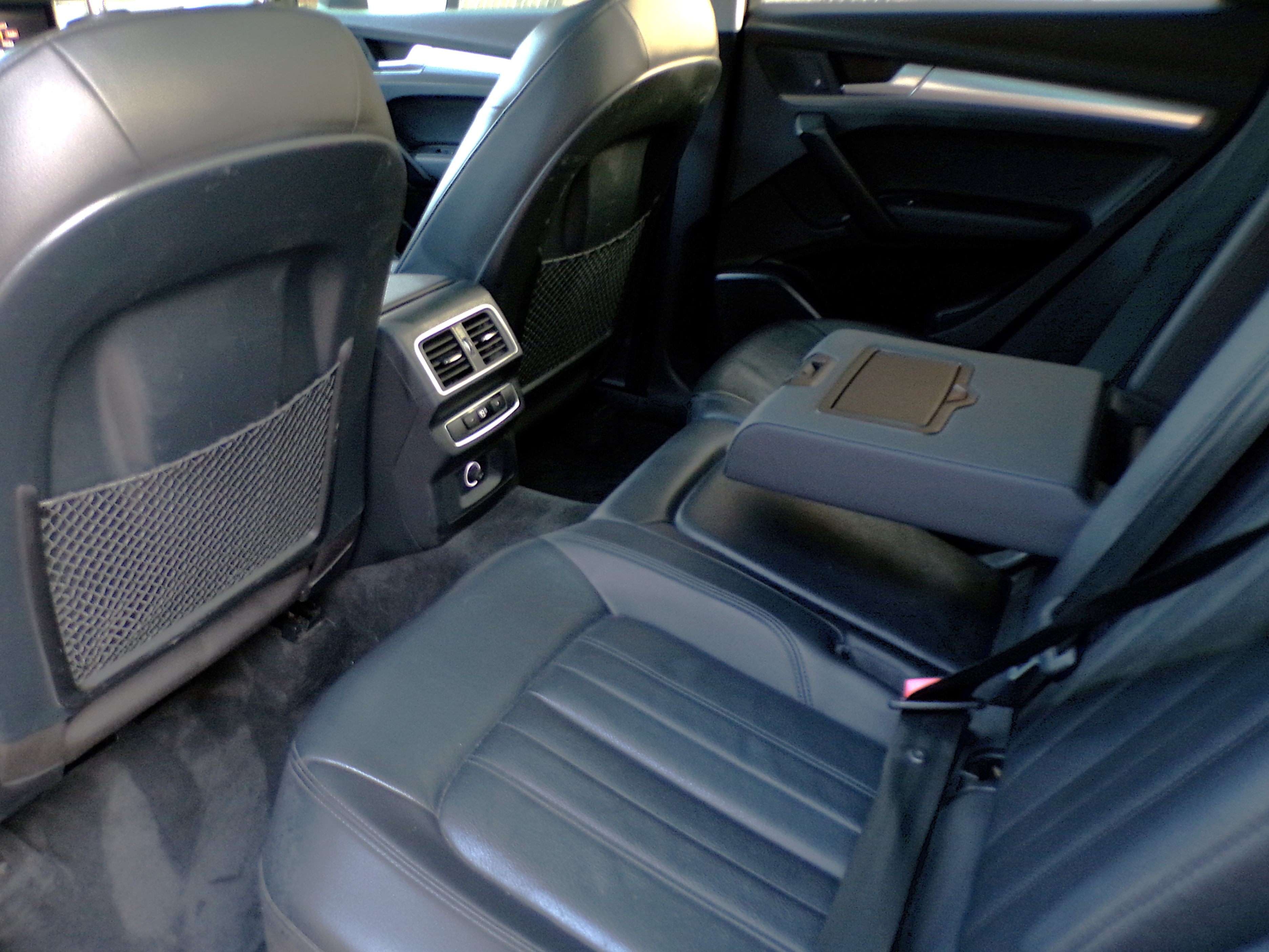 /autogallery/2019-Audi-Q5-807510057439085.jpg