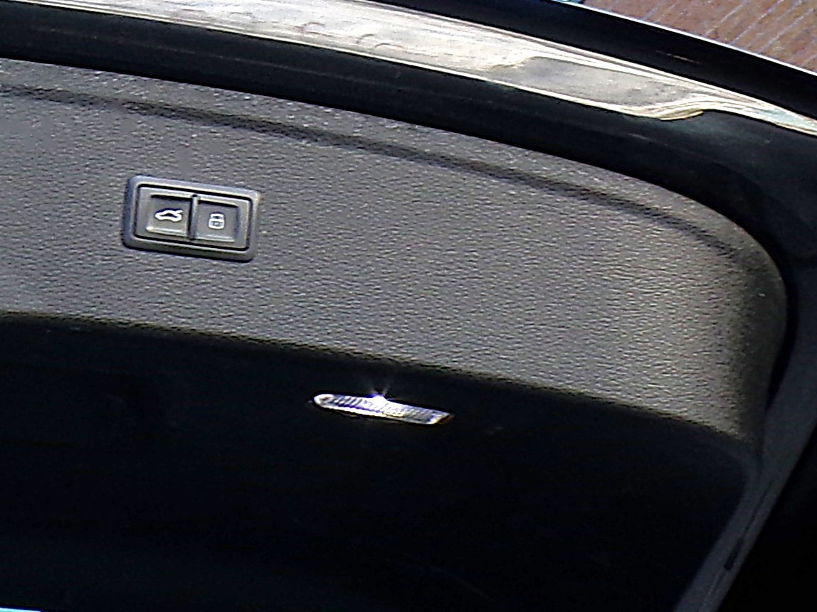 /autogallery/2019-Audi-Q5-9044162634028416.jpg