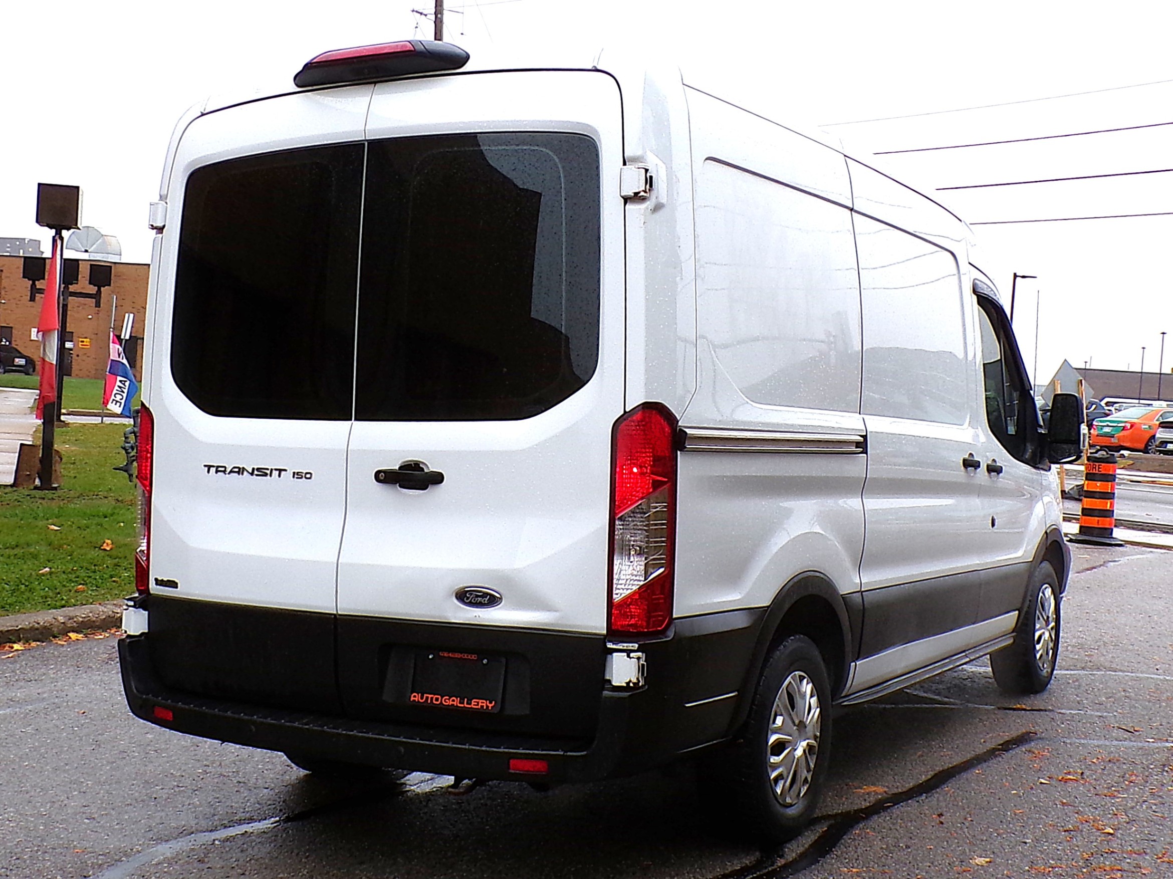 /autogallery/2019-Ford-Transit-1532471708082903.jpg