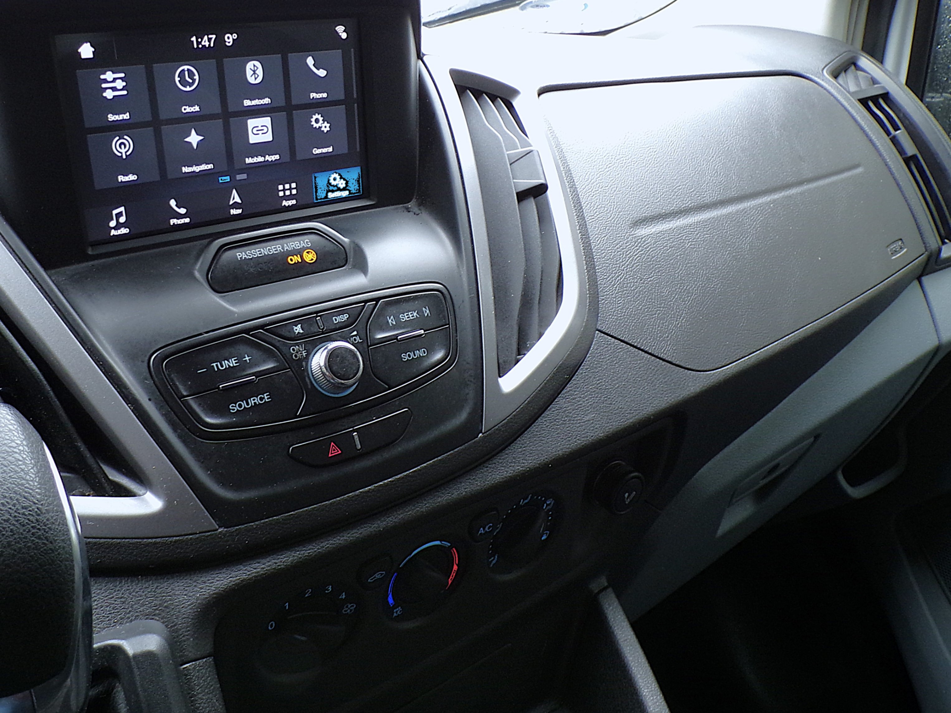 /autogallery/2019-Ford-Transit-2720104522311988.jpg
