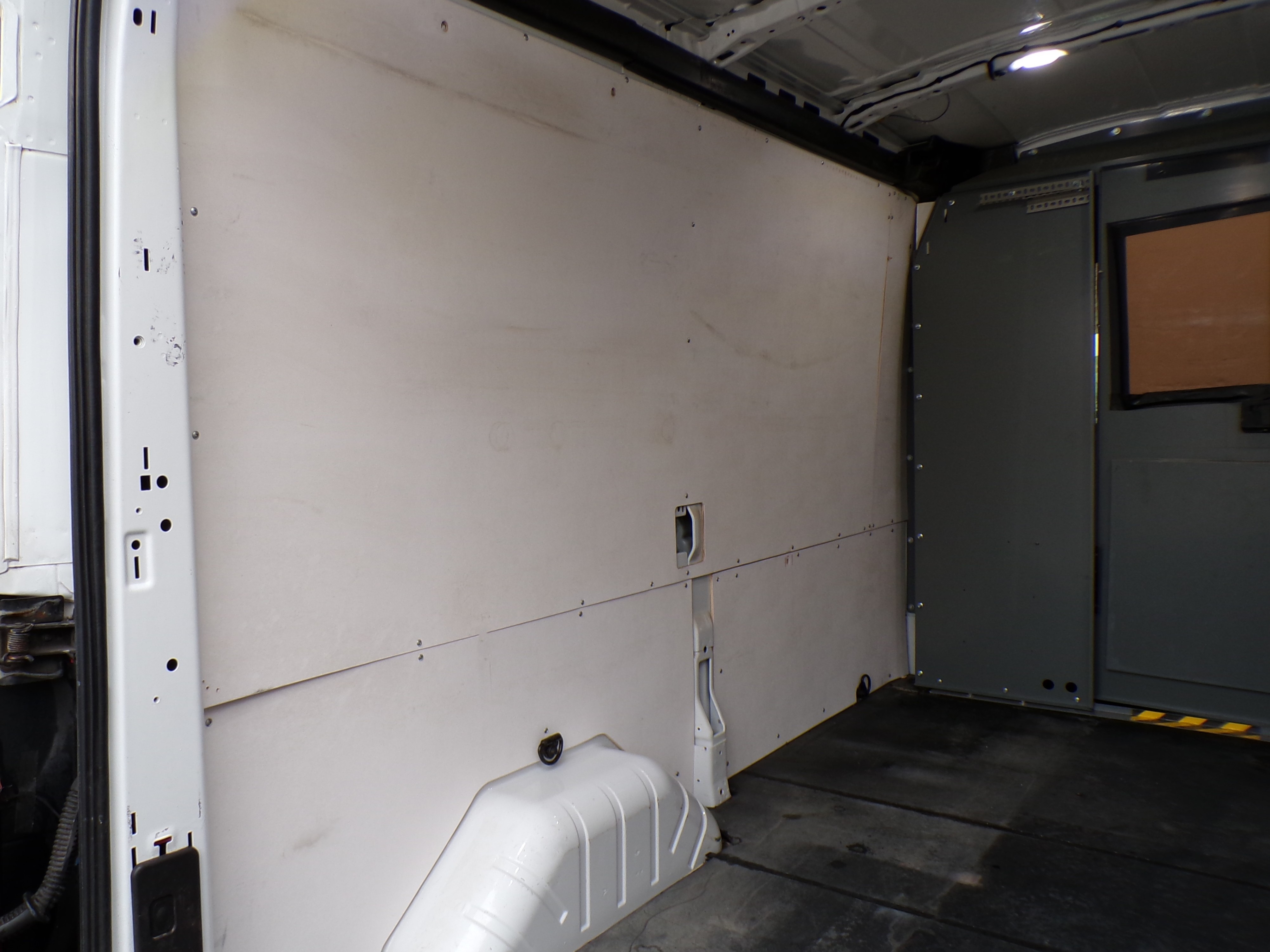 /autogallery/2019-Ford-Transit-6260651564522925.jpg