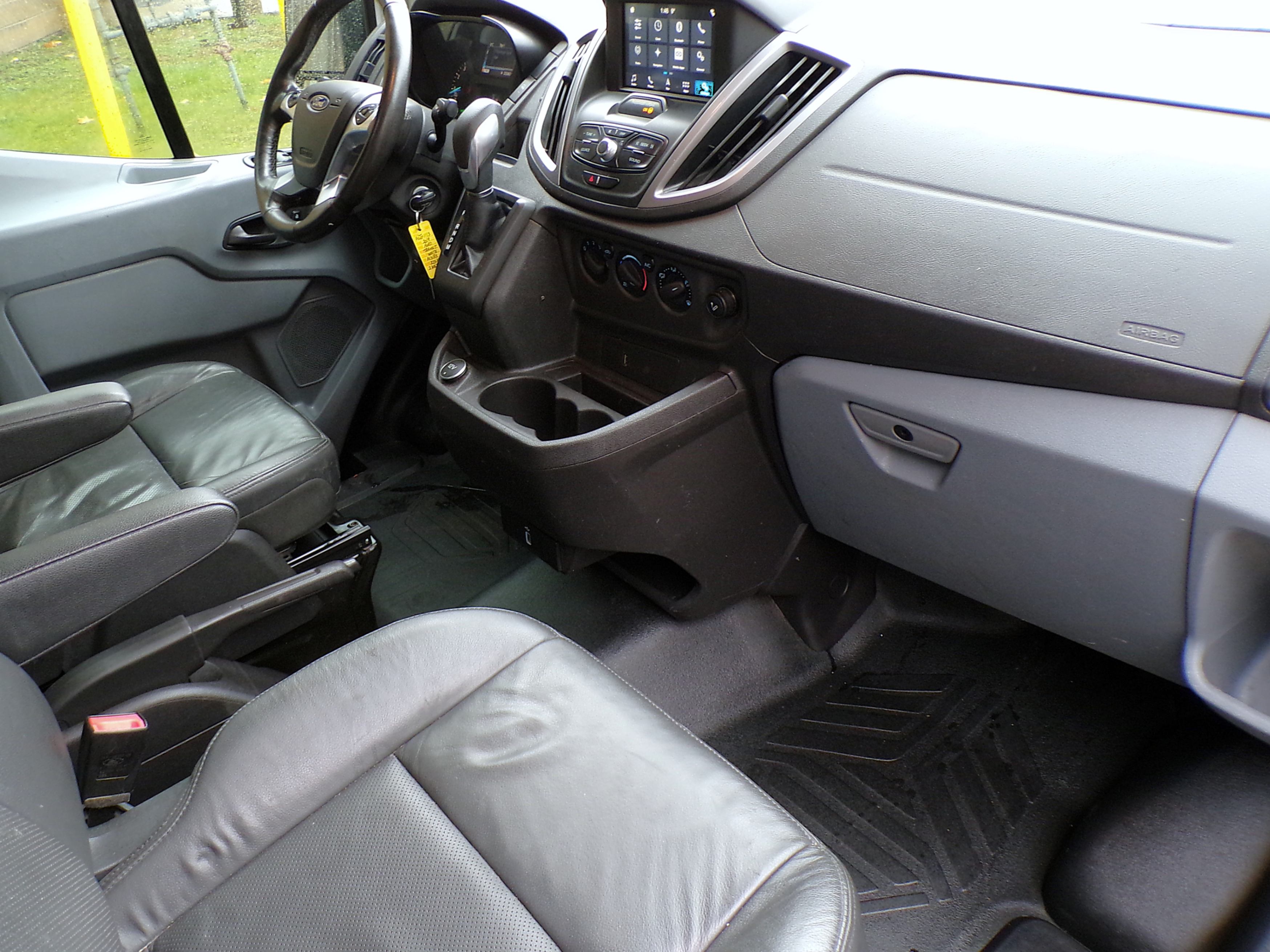/autogallery/2019-Ford-Transit-9832259395343752.jpg