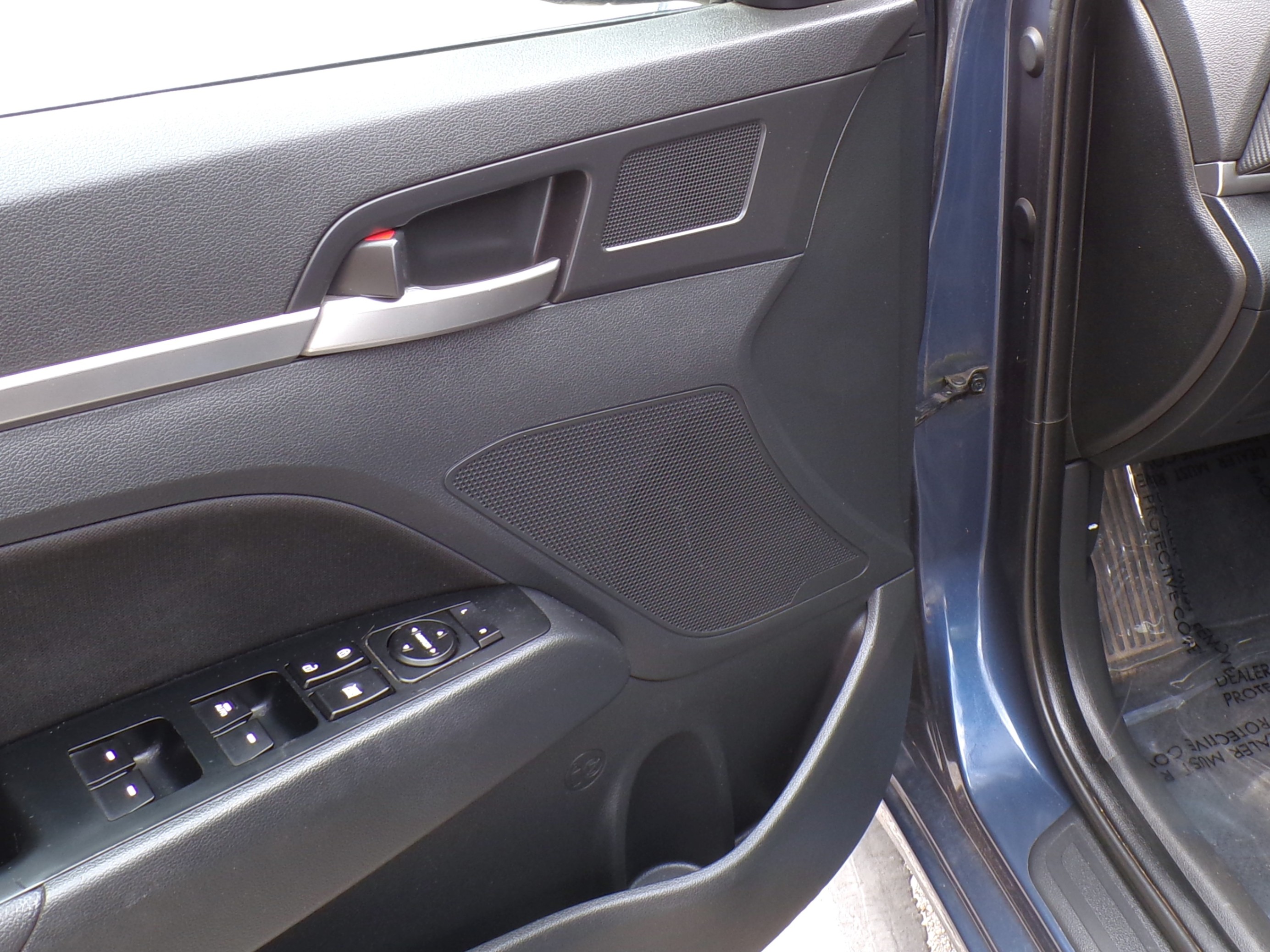/autogallery/2019-Hyundai-Elantra-198950784214023.jpg