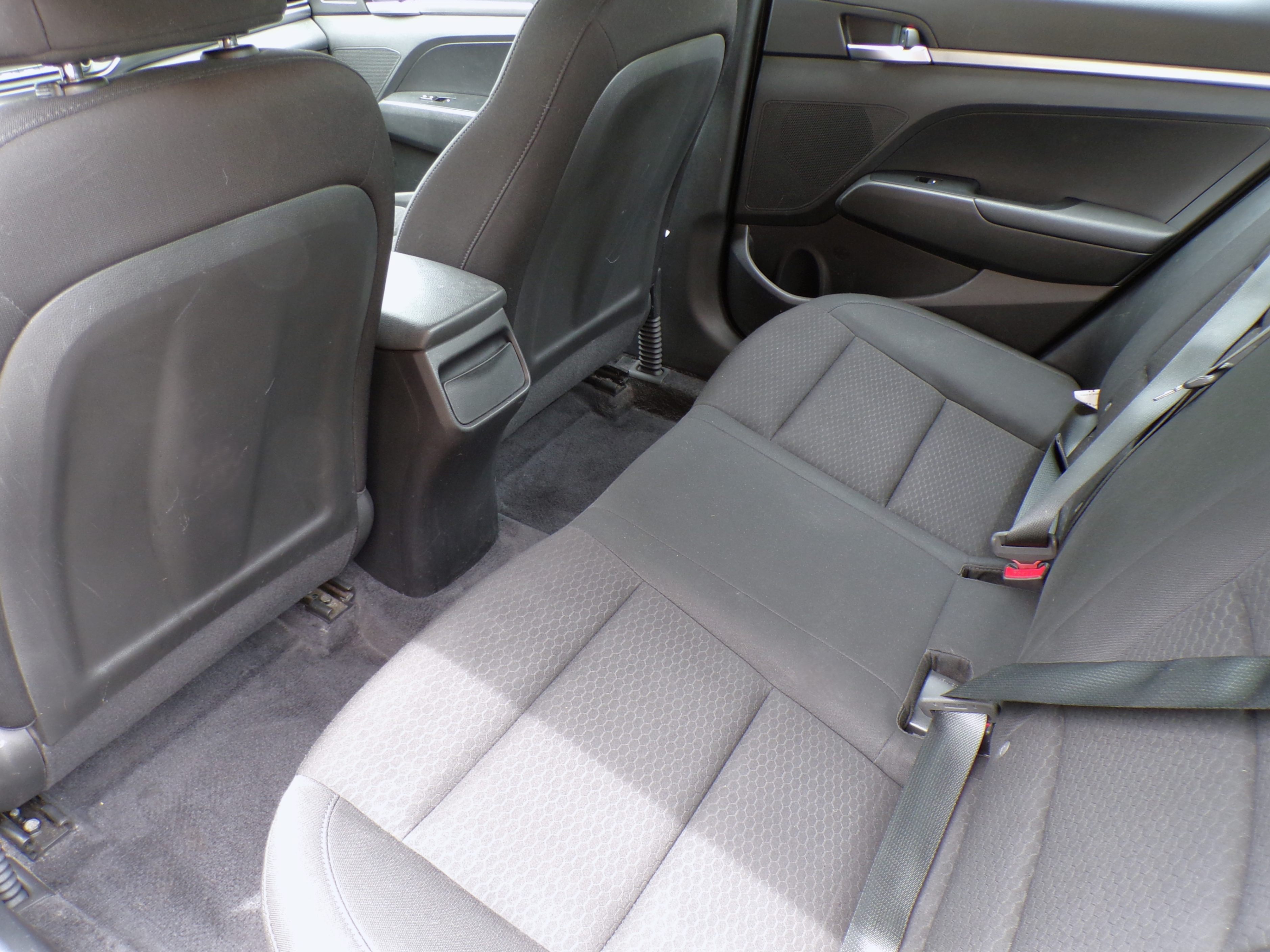 /autogallery/2019-Hyundai-Elantra-353585822477662.jpg