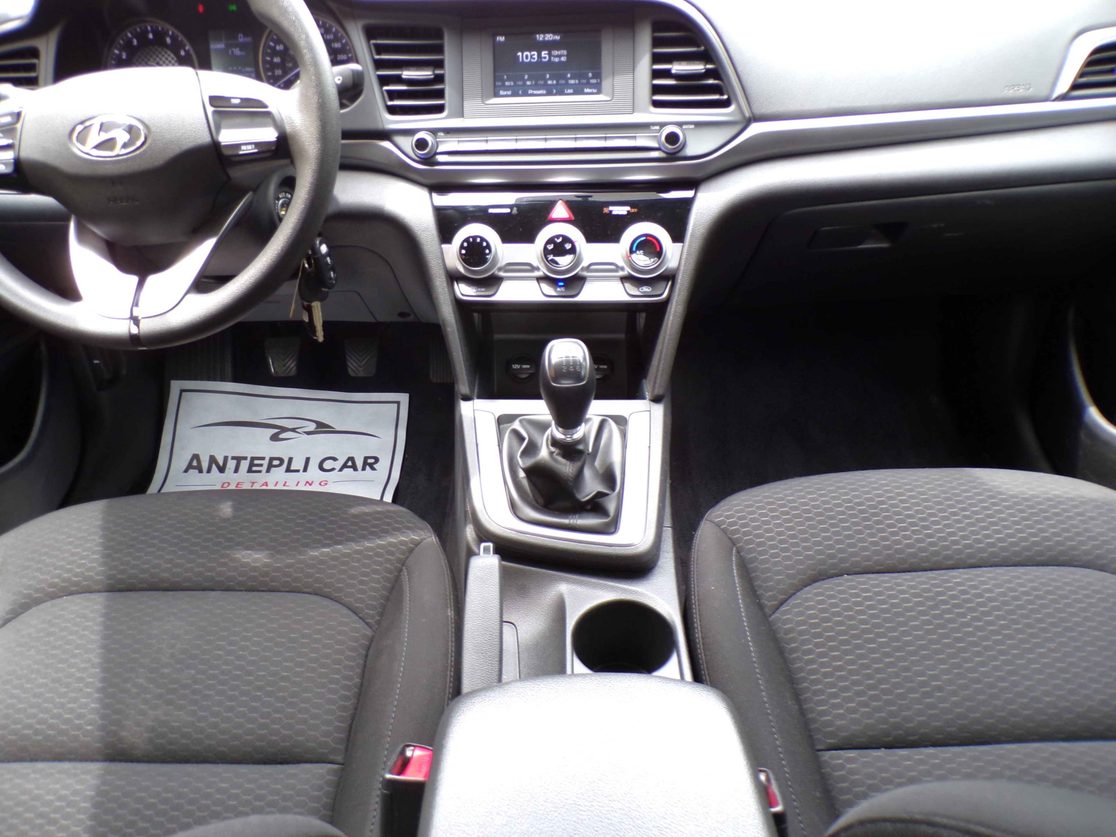 /autogallery/2019-Hyundai-Elantra-6770011941047003.jpg