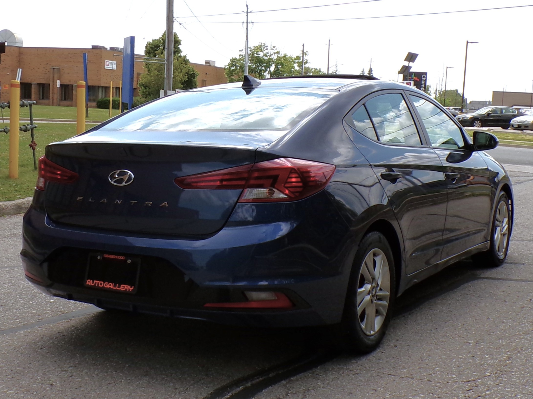 /autogallery/2019-Hyundai-Elantra-7311751436308214.jpg