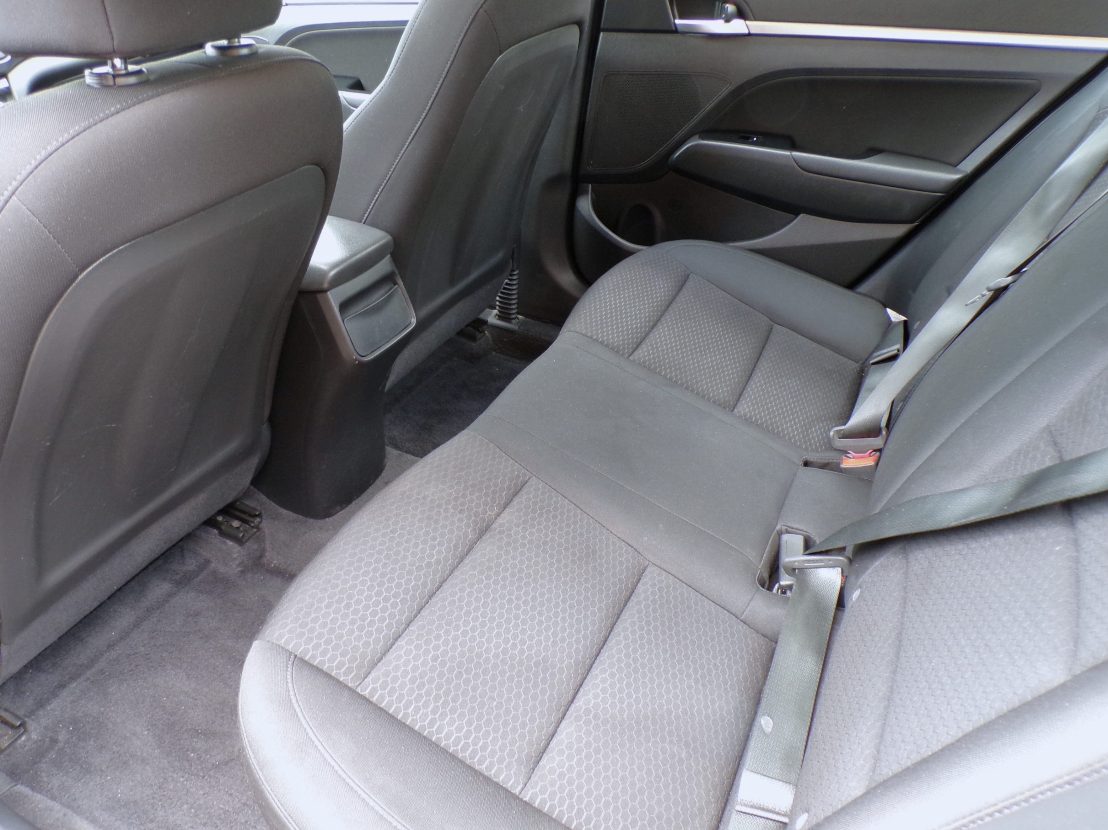 /autogallery/2019-Hyundai-Elantra-7742754302309773.jpg