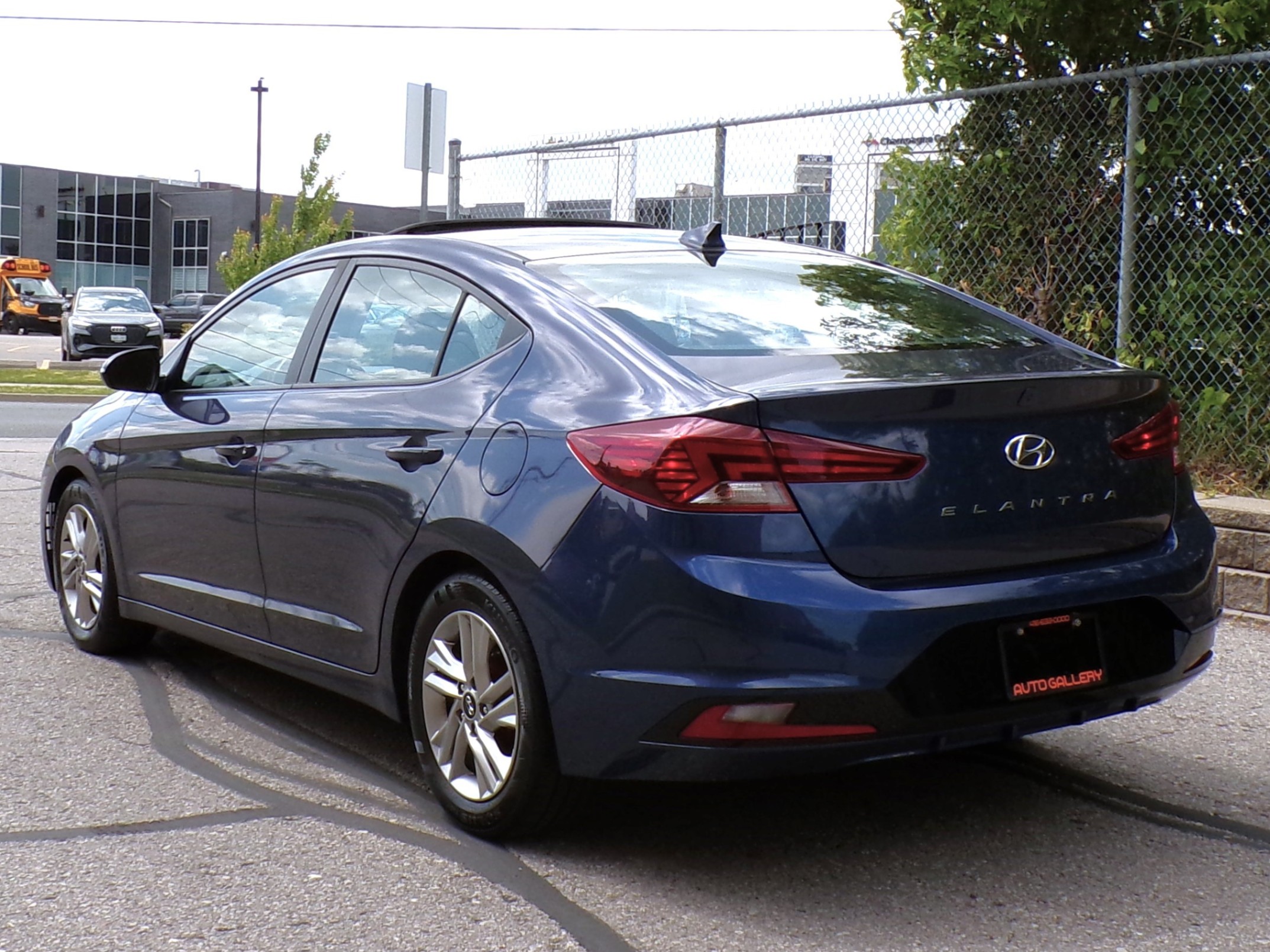 /autogallery/2019-Hyundai-Elantra-8489995833434156.jpg