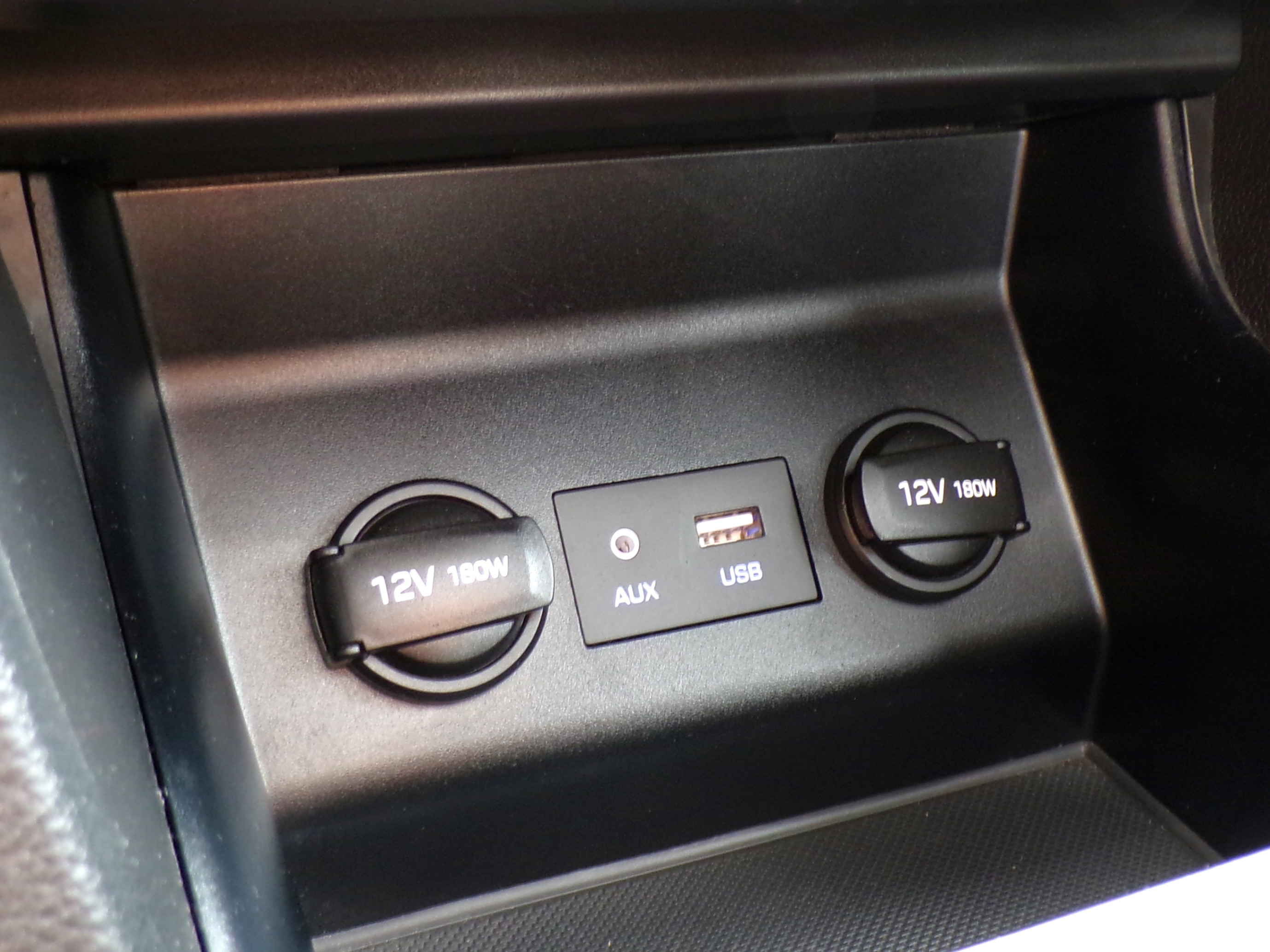 /autogallery/2019-Hyundai-Elantra-8783388924740239.jpg