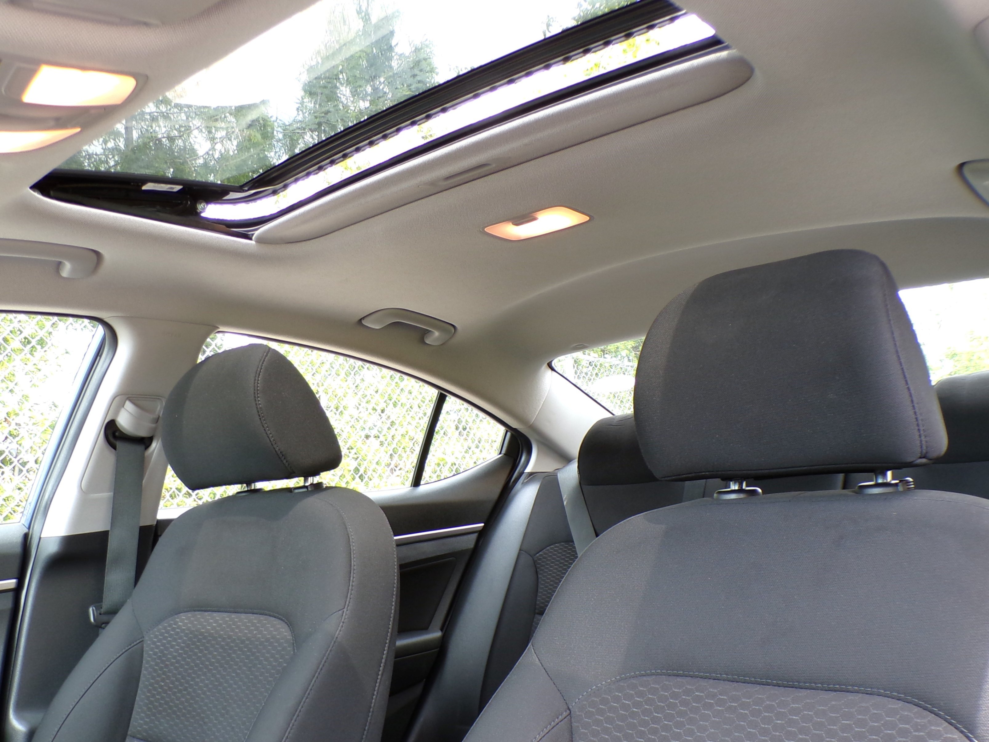 /autogallery/2019-Hyundai-Elantra-903871946070038.jpg