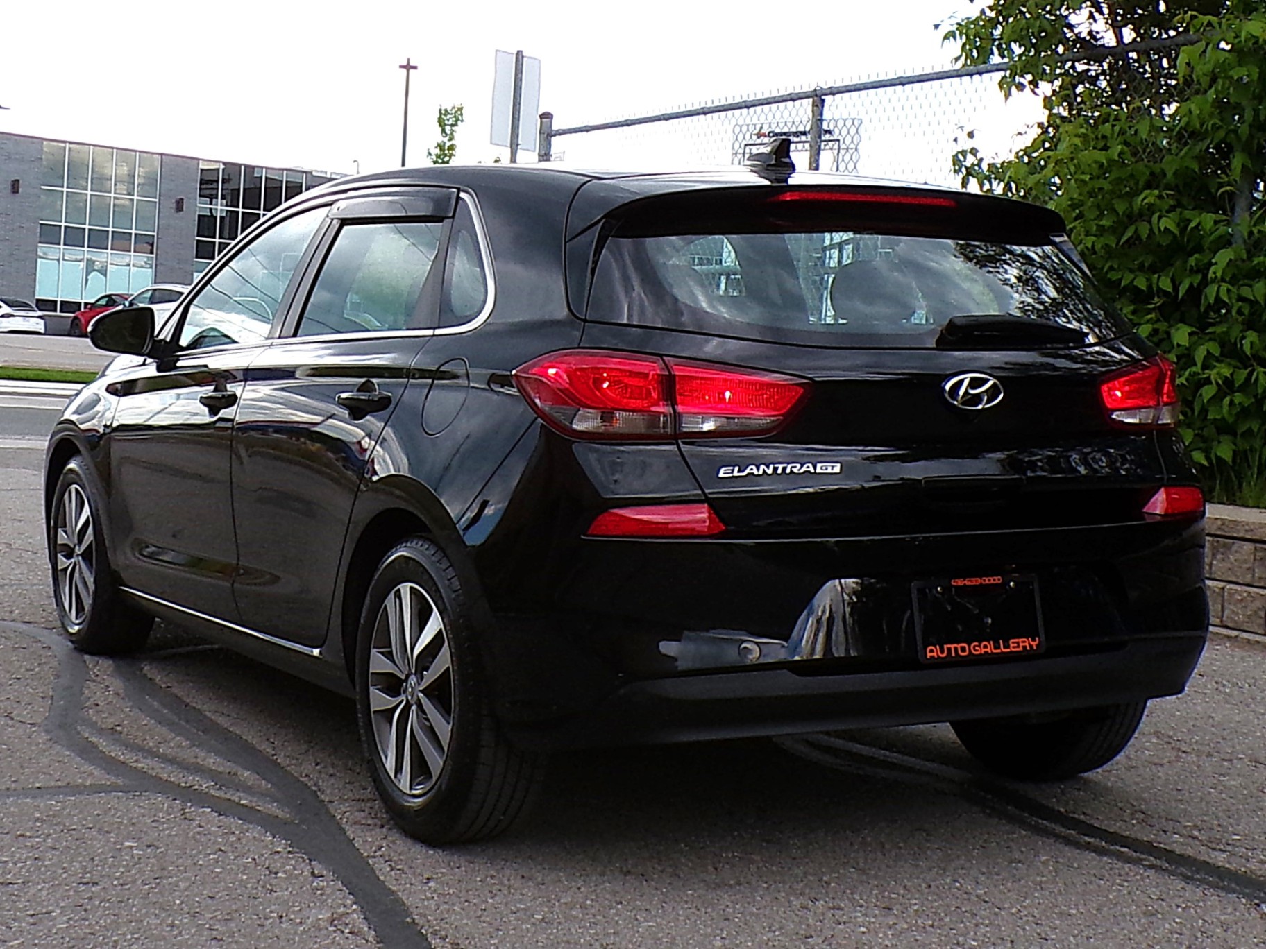/autogallery/2019-Hyundai-ElantraGT-16357994121554964.jpg