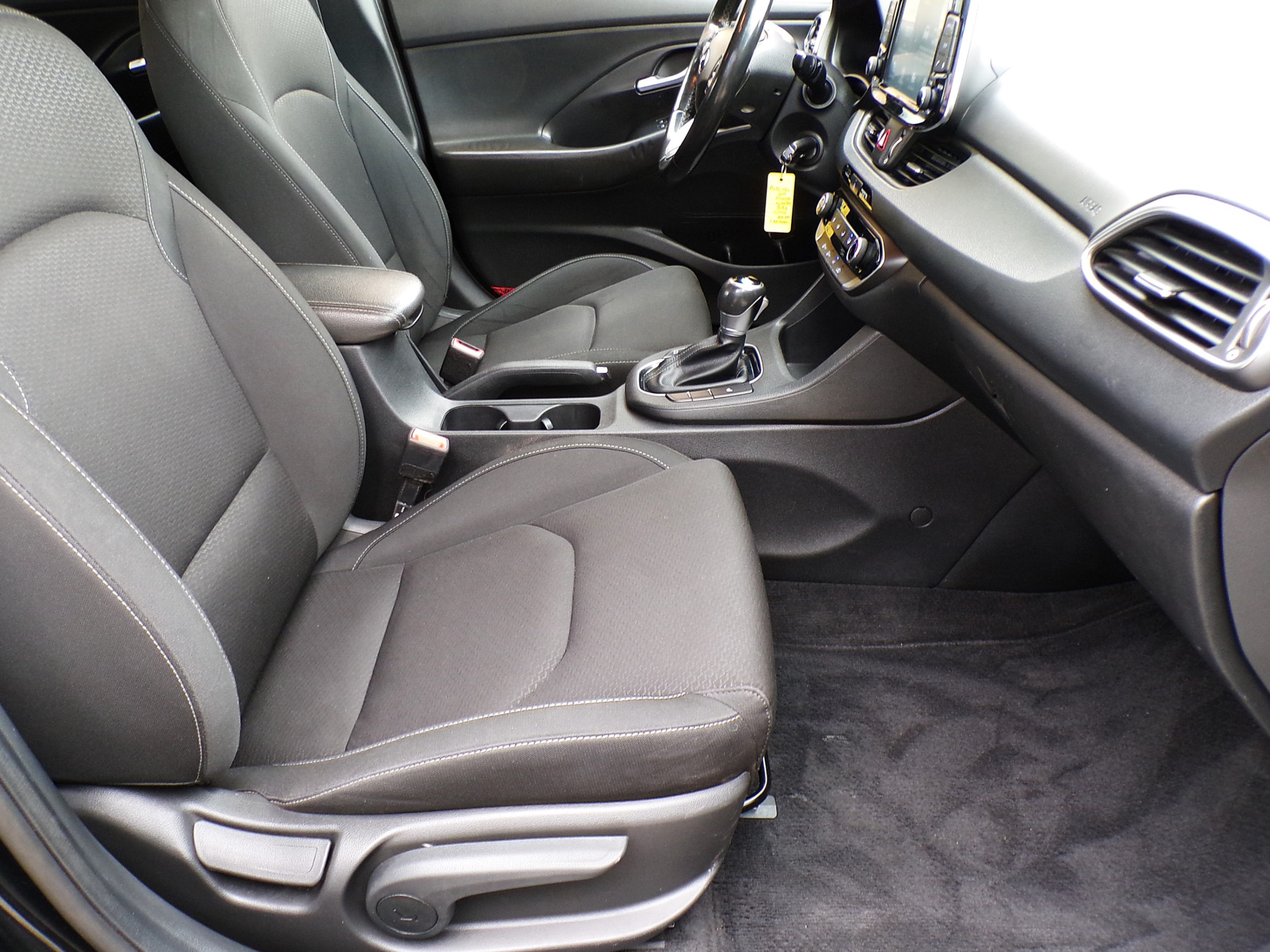 /autogallery/2019-Hyundai-ElantraGT-5751582047940906.jpg