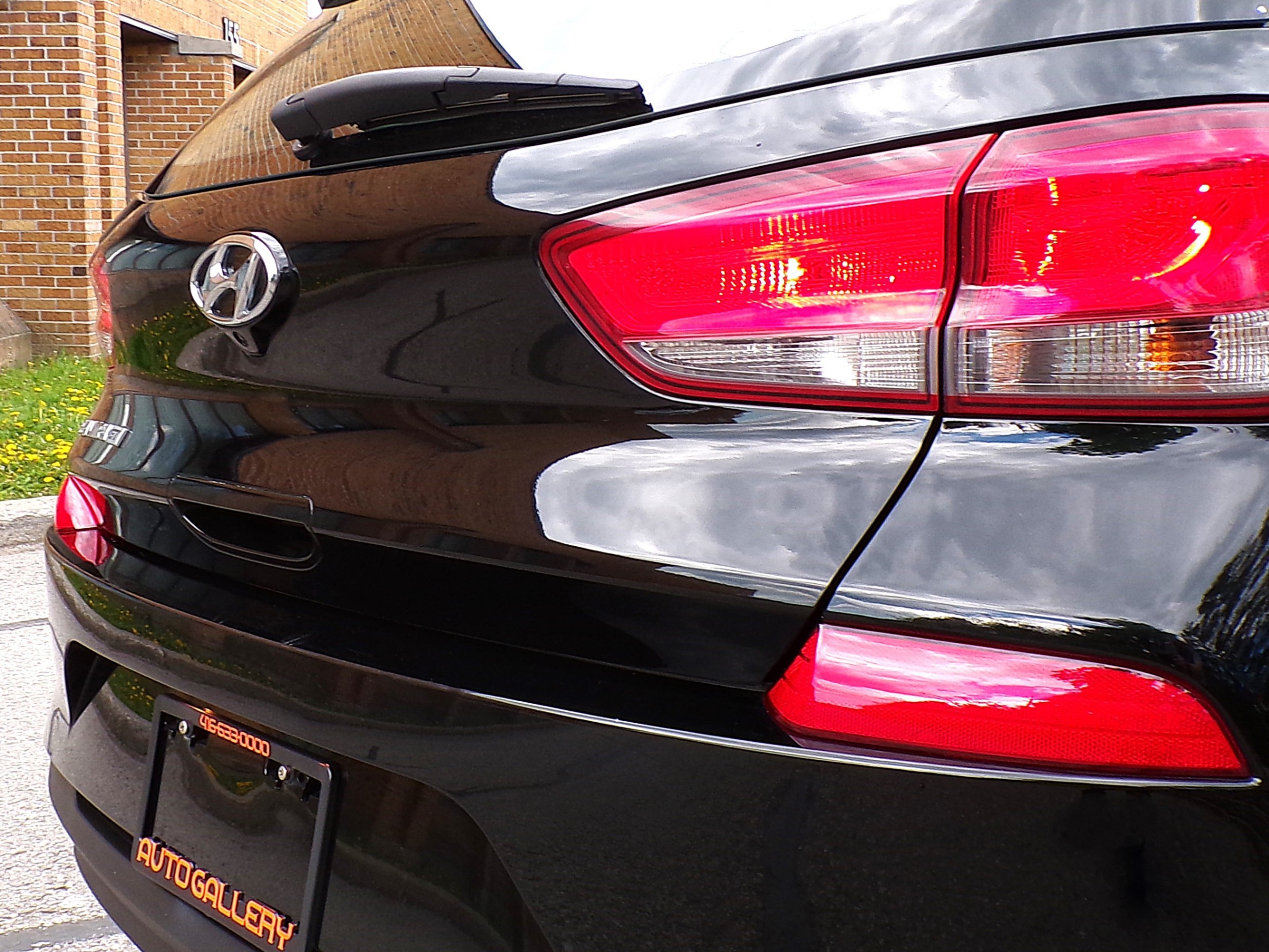 /autogallery/2019-Hyundai-ElantraGT-6010356923652485.jpg