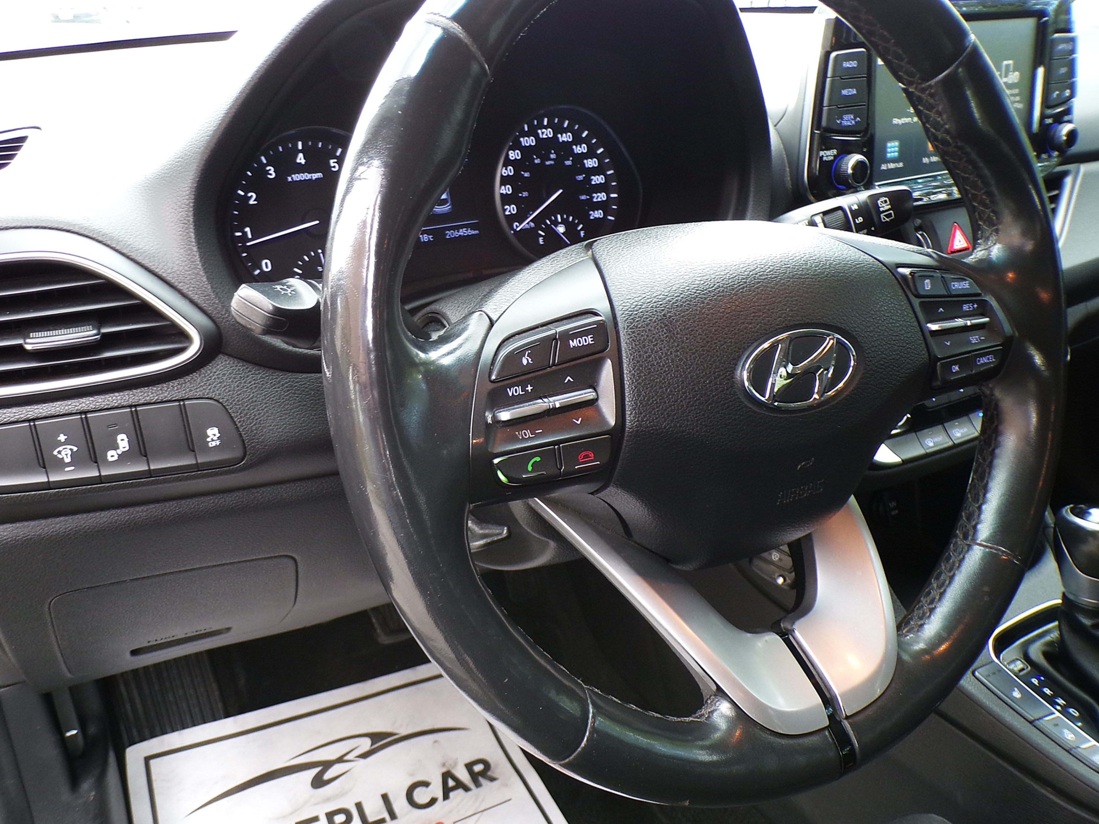 /autogallery/2019-Hyundai-ElantraGT-6028280072852188.jpg