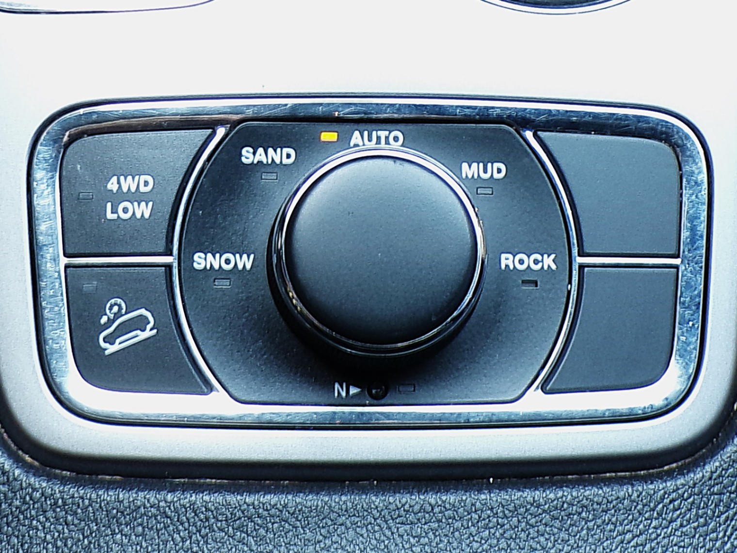 /autogallery/2019-Jeep-GrandCherokee-2343279723044378.jpg