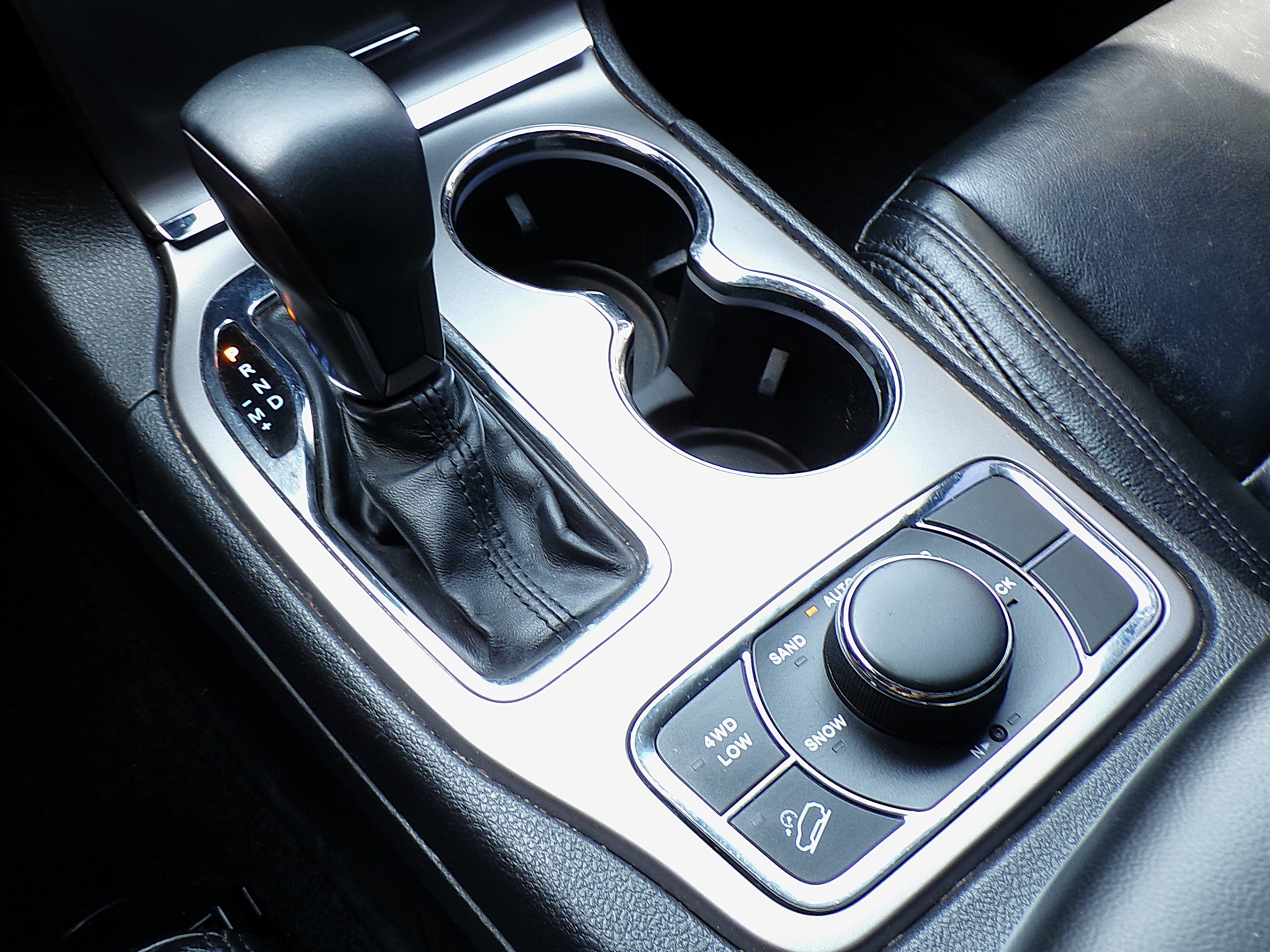 /autogallery/2019-Jeep-GrandCherokee-4858643671549898.jpg