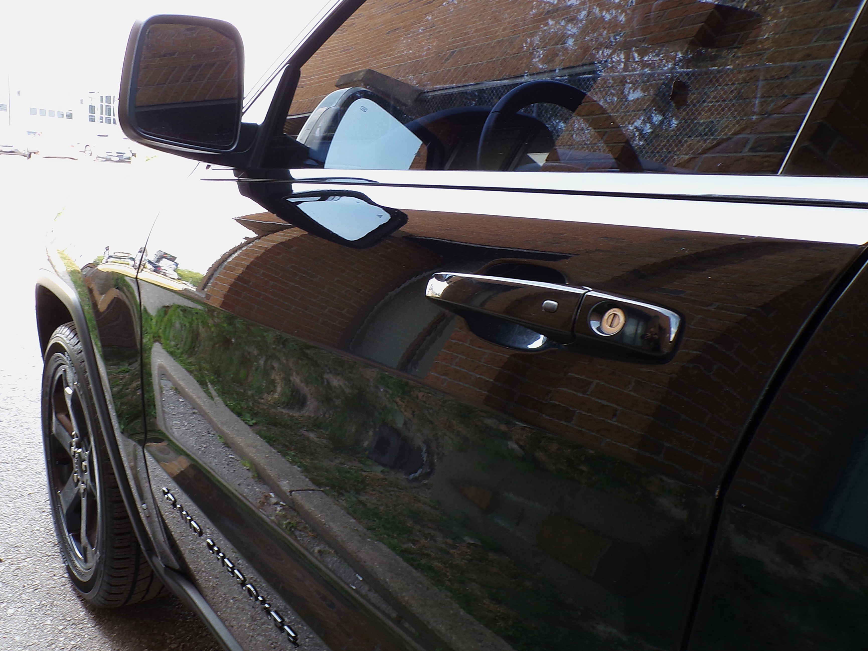/autogallery/2019-Jeep-GrandCherokee-645987592642078.jpg