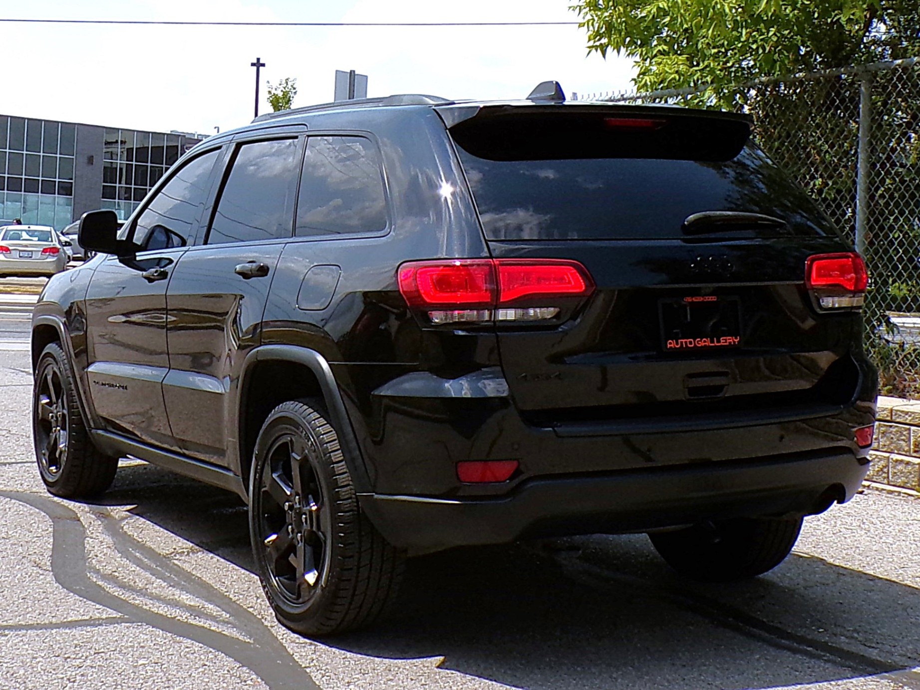 /autogallery/2019-Jeep-GrandCherokee-9635938133476998.jpg