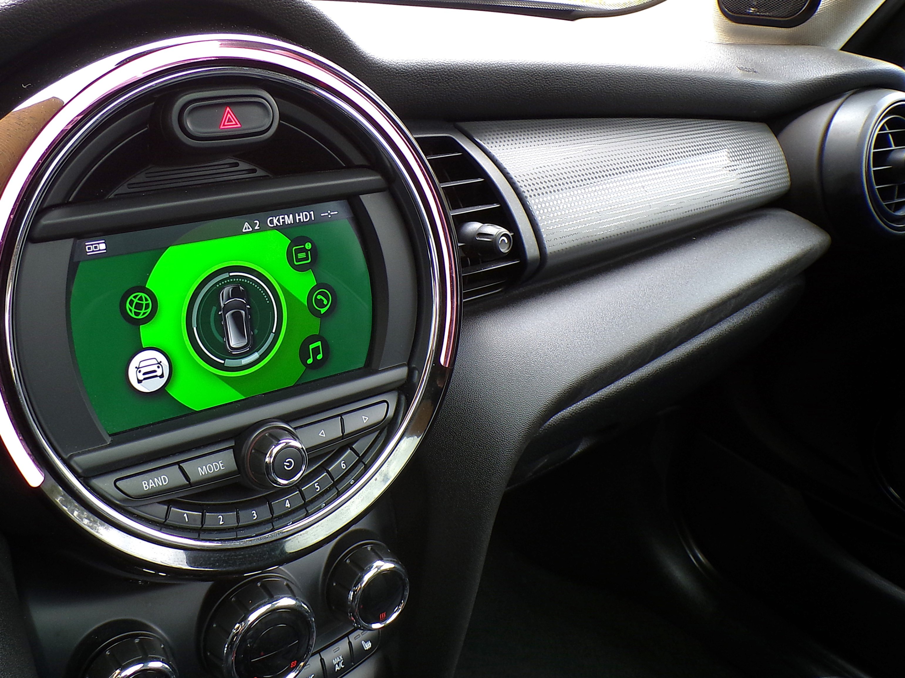 /autogallery/2019-MINI-3Door-11035644865170613.jpg