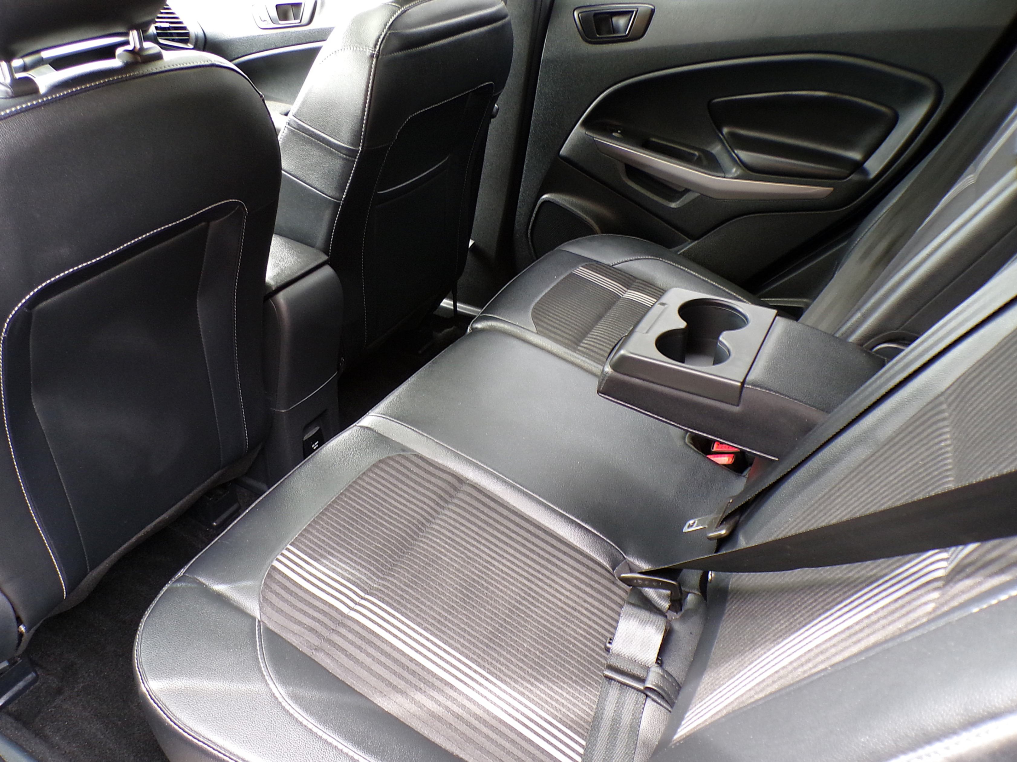 /autogallery/2020-Ford-Ecosport-6061973270444225.jpg