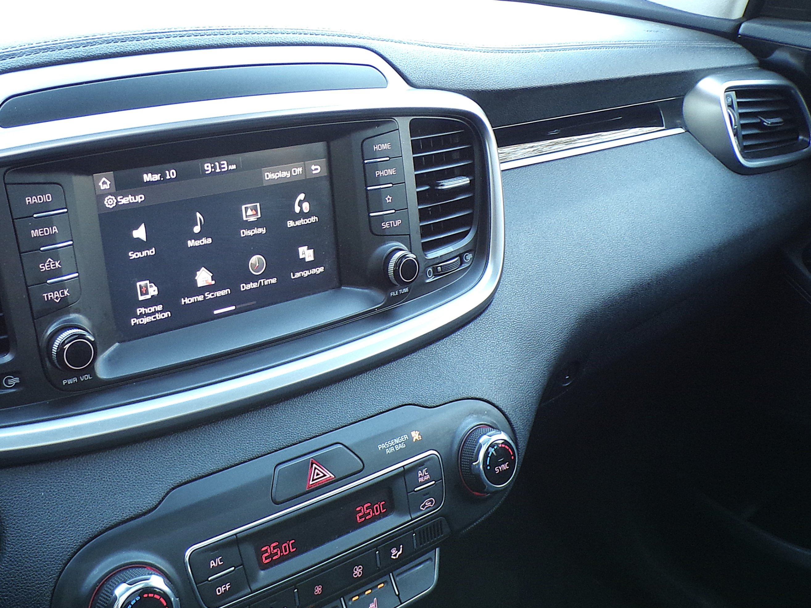 /autogallery/2020-Kia-Sorento-612563984532353.jpg
