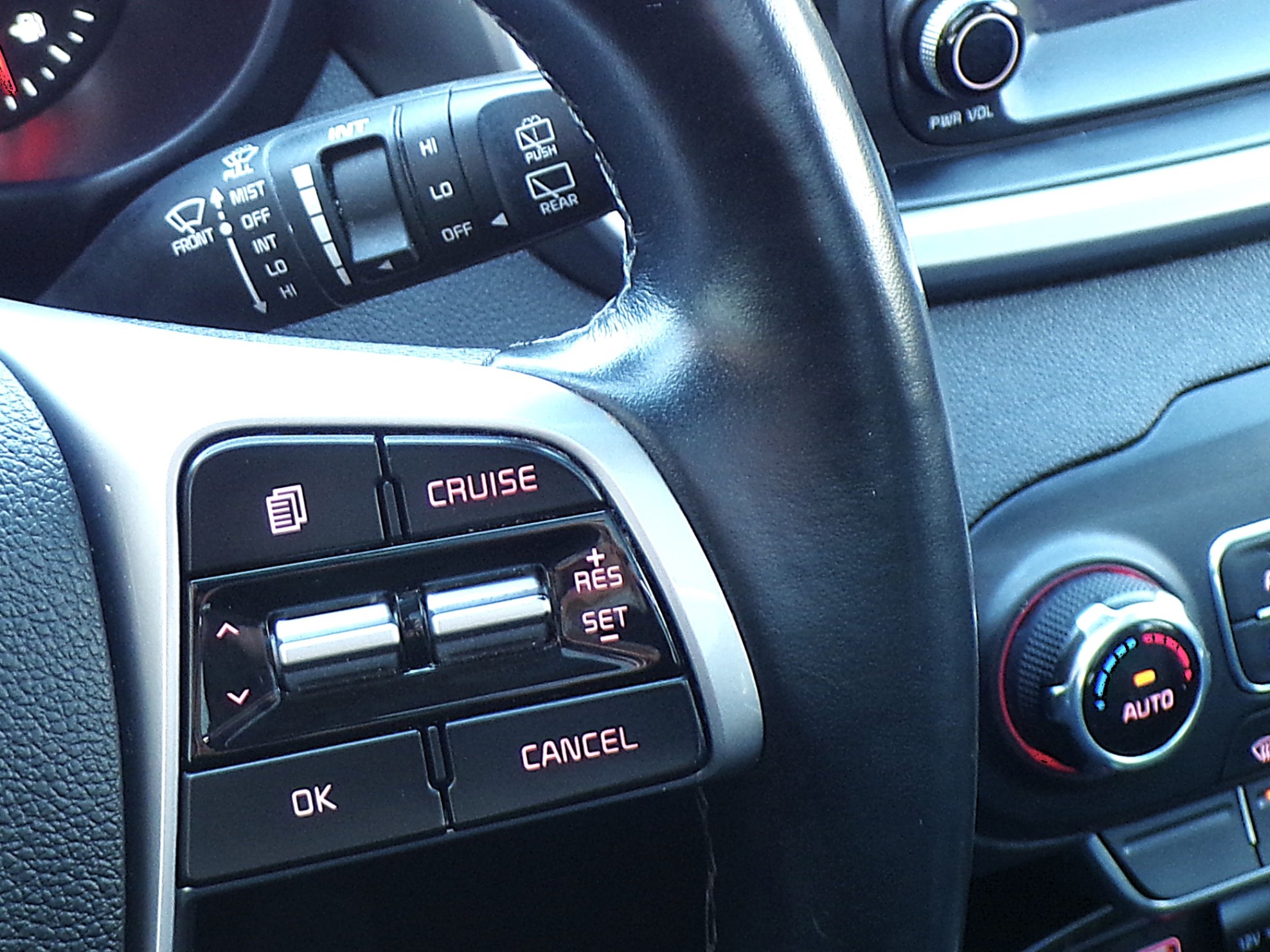 /autogallery/2020-Kia-Sorento-6794783172996375.jpg
