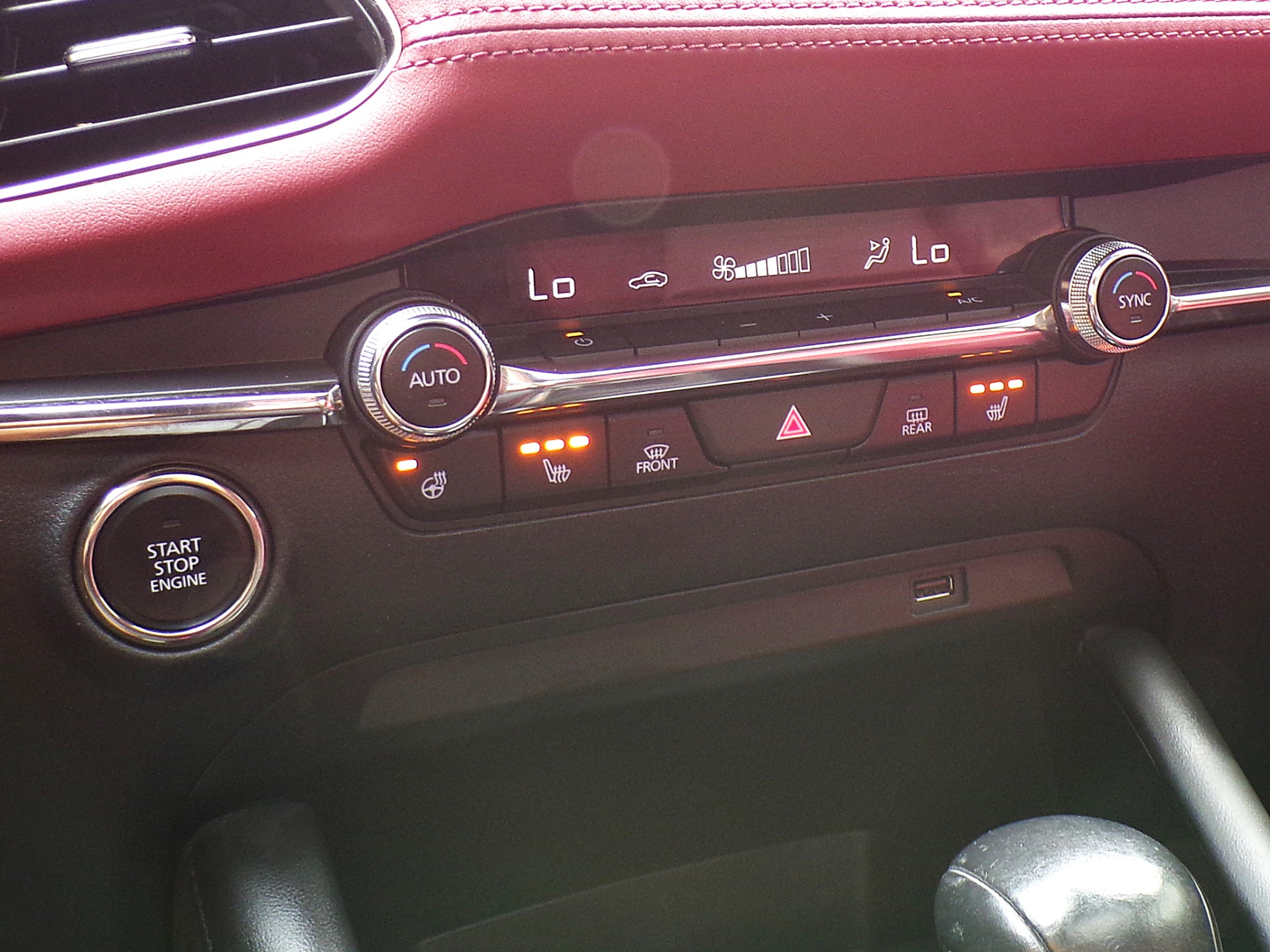 /autogallery/2021-Mazda-Mazda3Sport-6715866815628702.jpg