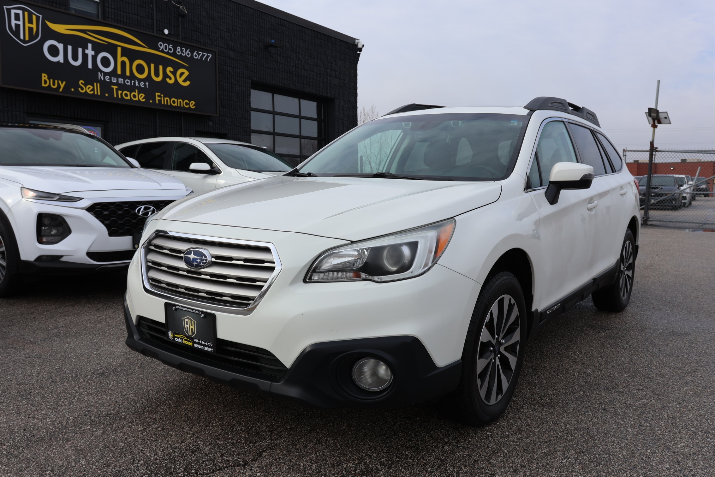 2017 Subaru Outback 3.6R-LIMITED-AWD-EYESIGHT PKG/ADAPT CRUISE/NAV/LEATHER/H SEATS & STEERING/ BLIS/LANE ASSIST/SUNROOF/