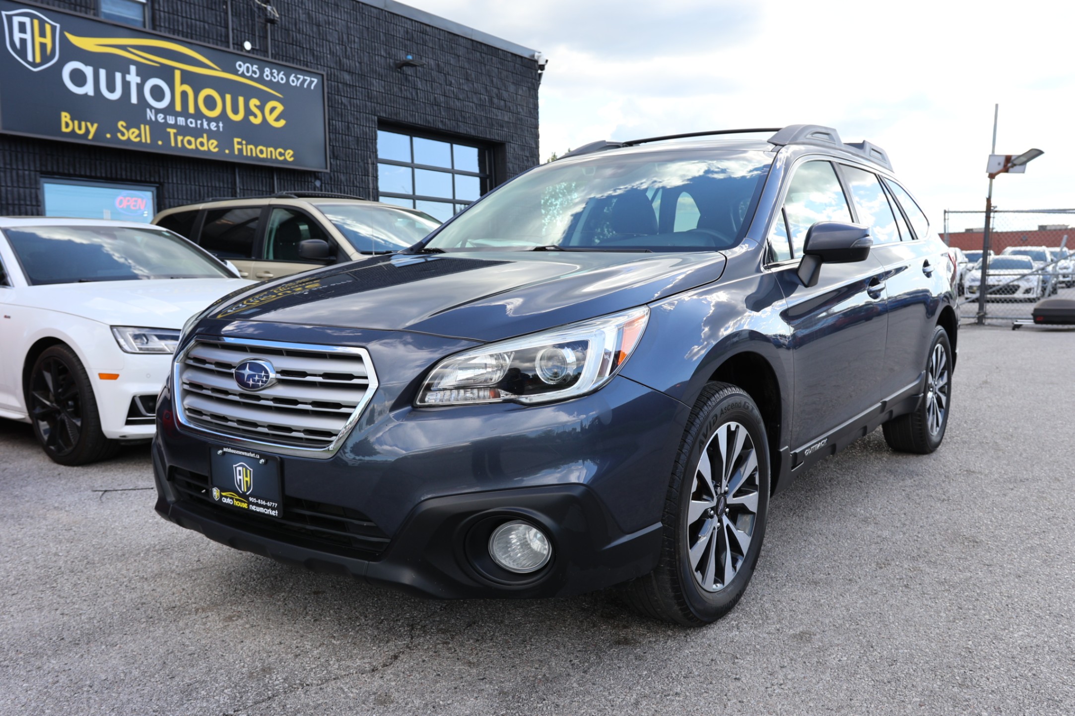 2017 Subaru Outback 3.6R-LIMITED-AWD-EYESIGHT PKG/NAV/ADAPT CRUISE/BLIS/LANE ASSIST/LEATHER/H SEATS/SUNROOF/KEYLESS/HARM