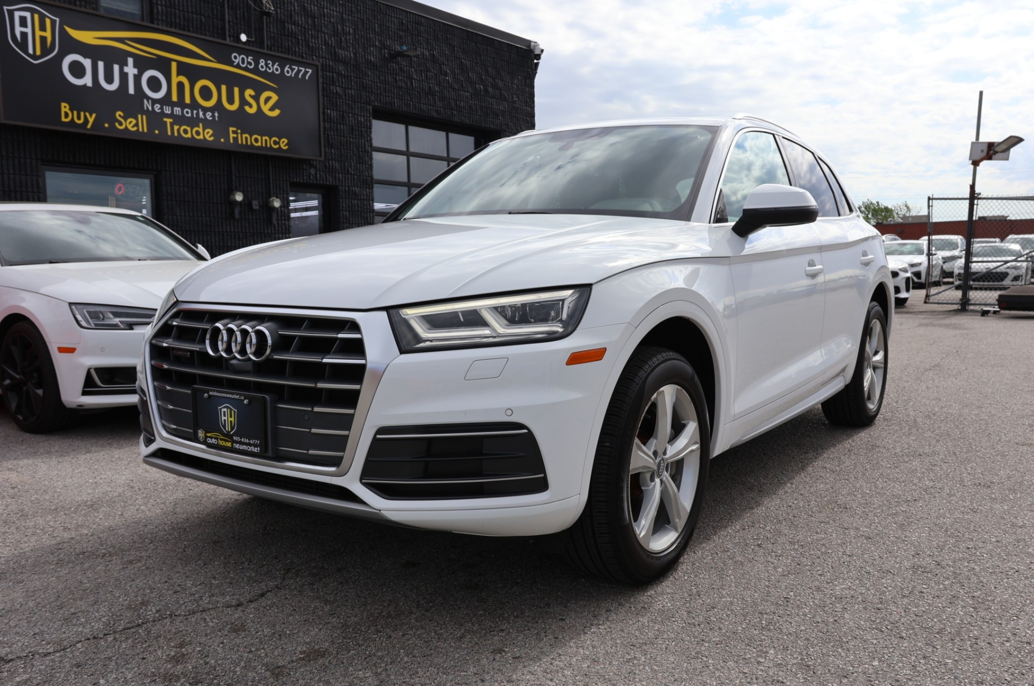 2018 Audi Q5 PROGRESSIVE-AWD/STRONIC/NAV/BCAM/P SENSORS/PANO ROOF/LEATHER/H SEATS & STEERING/KEYLESS/BLUETOOTH