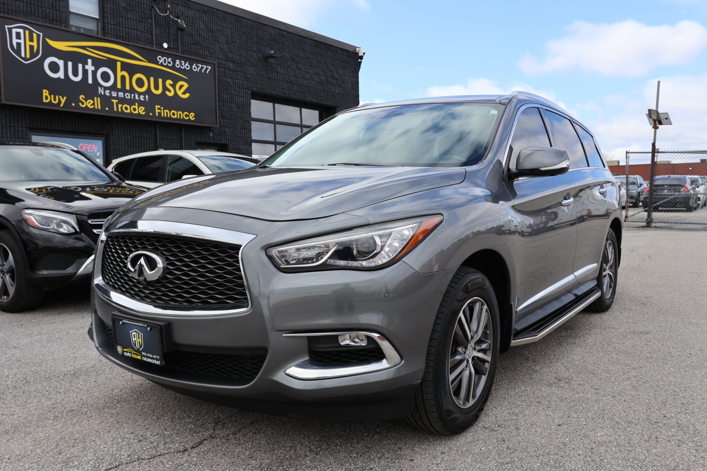 2018 Infiniti QX60 PURE AWD-7PASS-R STARTER/360 CAM/NAV/LEATHER/P SEATS/H SEATS/KEYLESS/BLUETOOTH/SUNROOF