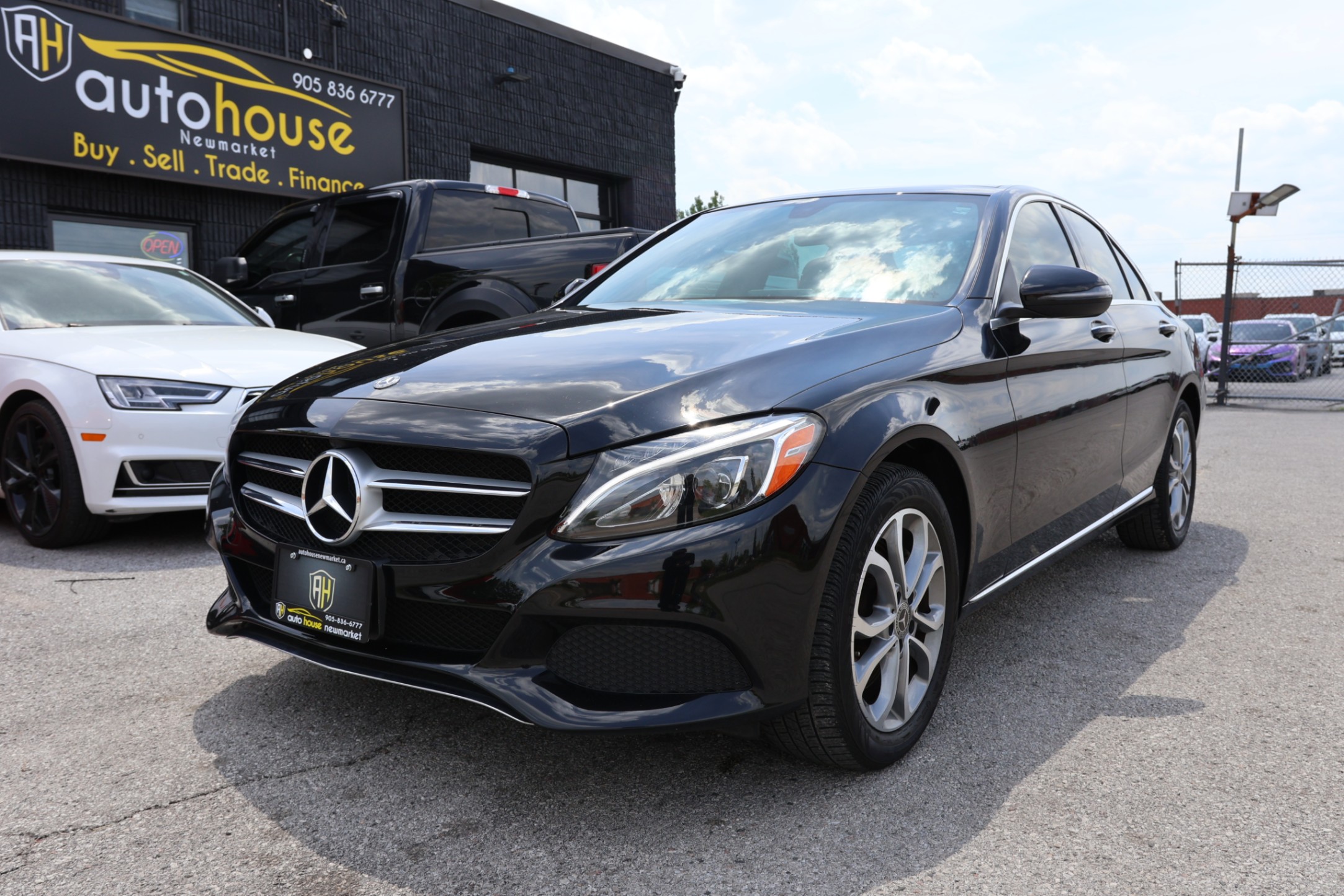 2018 Mercedes-Benz C-Class C300-4MATIC-AMG/NAV/B CAM/PANOROOF/BLIS/P SENSORS/P SEATS/MEM SEAT/H SEATS & STEERING/BLUETOOTH/KEYL
