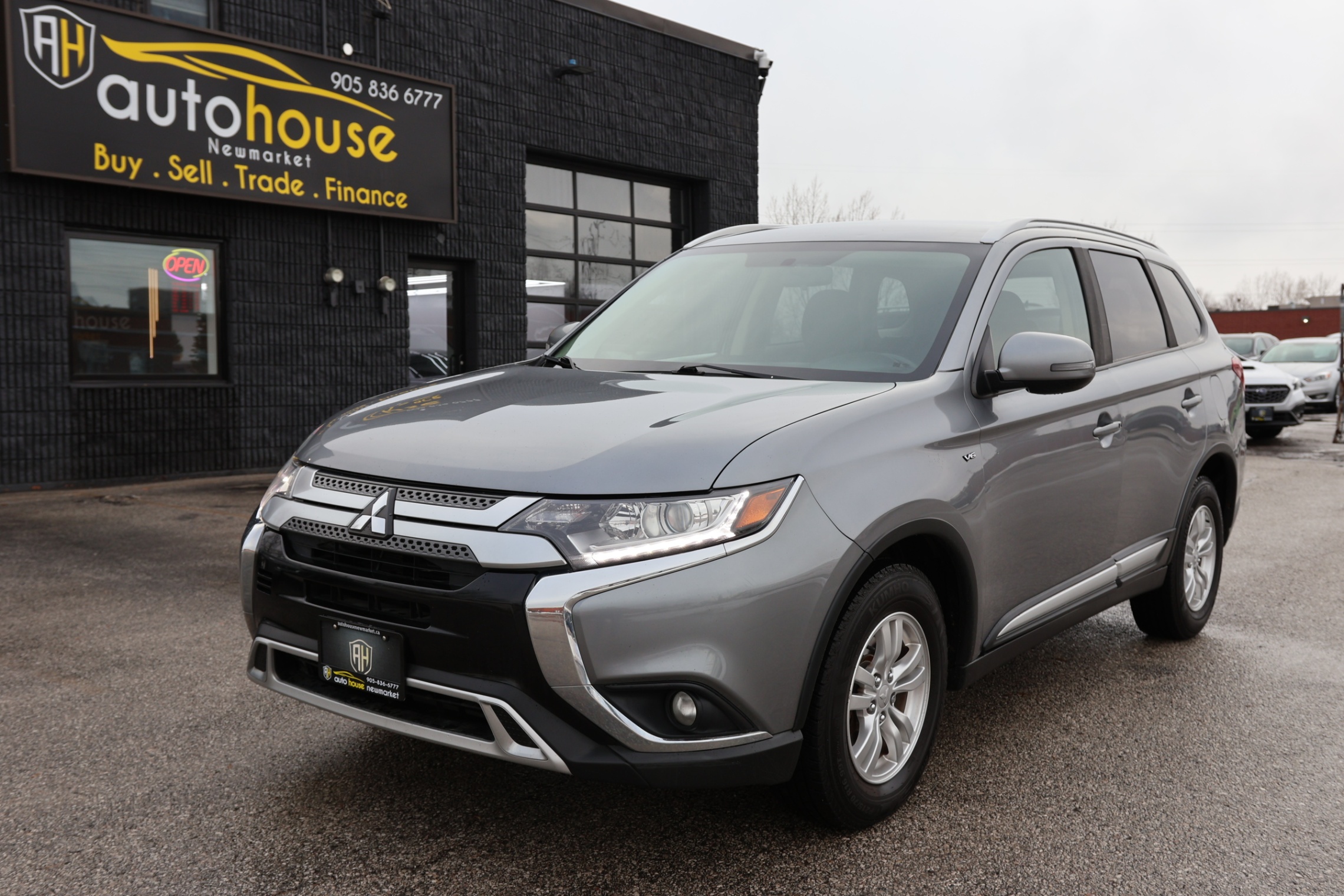 2019 Mitsubishi Outlander SE-AWD/7 PASS/KEYLESS ENTRY/PUSH START/B CAM/H SEATS/AUTO HOLD/BLTOOTH/A HEADLIGHTS