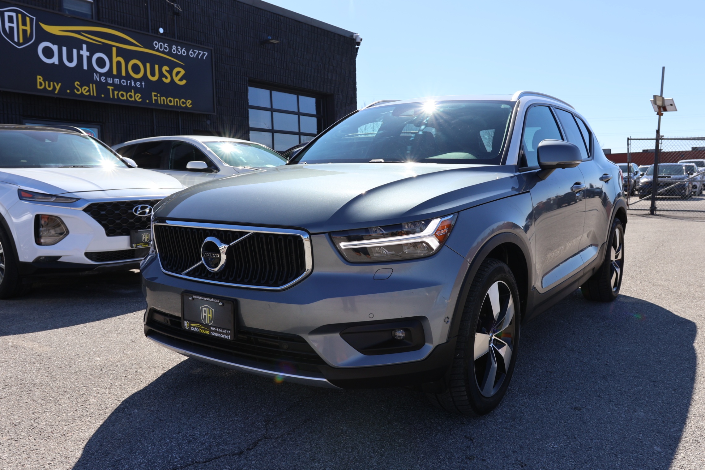 2019 Volvo XC40 T5-AWD-MOMENTUM/ADAPT CRUISE/NAV/360CAM/PANOROOF/BLIS/P SENSORS/LANE ASSIST/H SEATS & STEERING/CARPL
