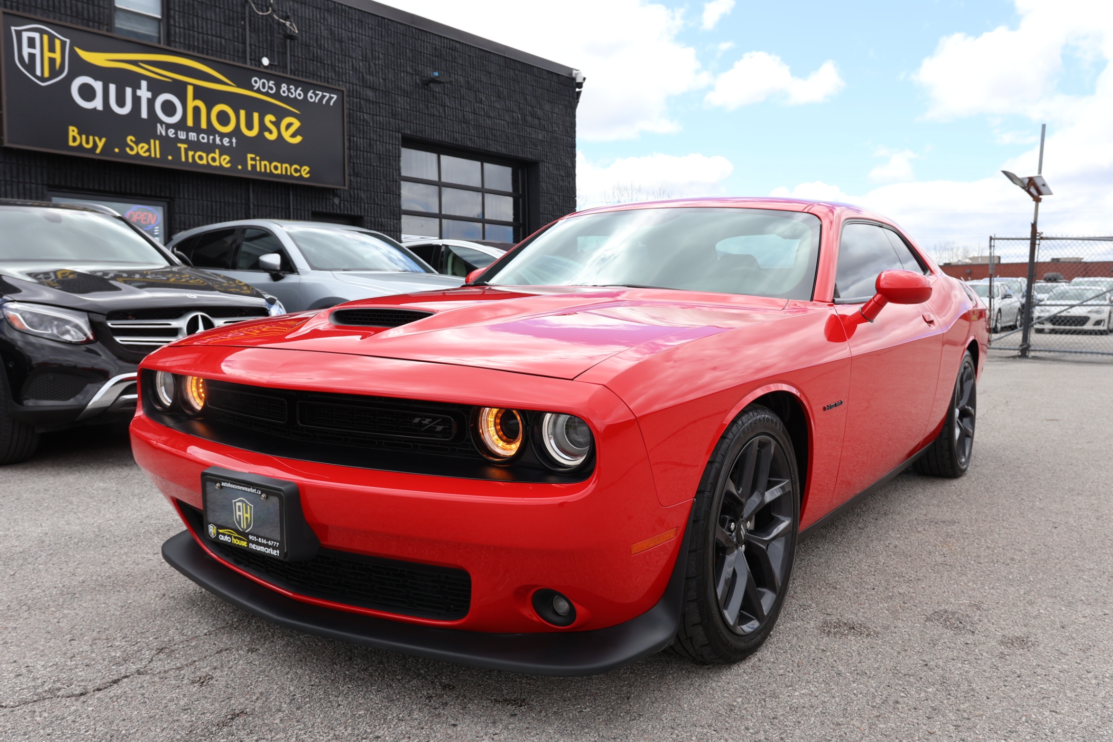 2021 Dodge Challenger R/T-HEMI-LUXURY/R STARTER/NAV/B CAM/P SENSORS/H SEATS & STEERING/ALPINE SOUND/KEYLESS